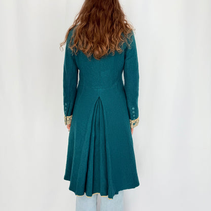 Kuratierter Vintage Onlineshop nachhaltige Secondhand Kleidung online kaufen, Online Shop Vintage, Vintage Online Shop, Second Hand Online Shop, gebraucht, zweite Hand, reused, preloved, Y2K, thriftshop, thriftstore, thrifting, thrift shop, thrift store, Classic, Cozy, Warm, Elegant