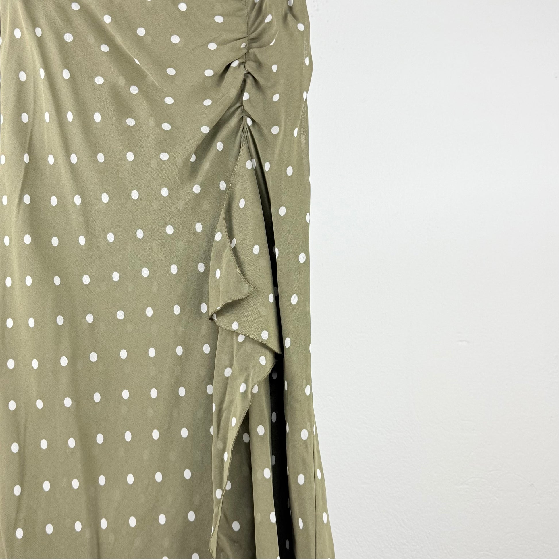 Kuratierter Vintage Onlineshop nachhaltige Secondhand Kleidung online kaufen, Online Shop Vintage, Vintage Online Shop, Second Hand Online Shop, gebraucht, zweite Hand, reused, preloved, Y2K, thriftshop, thriftstore, thrifting, thrift shop, thrift store