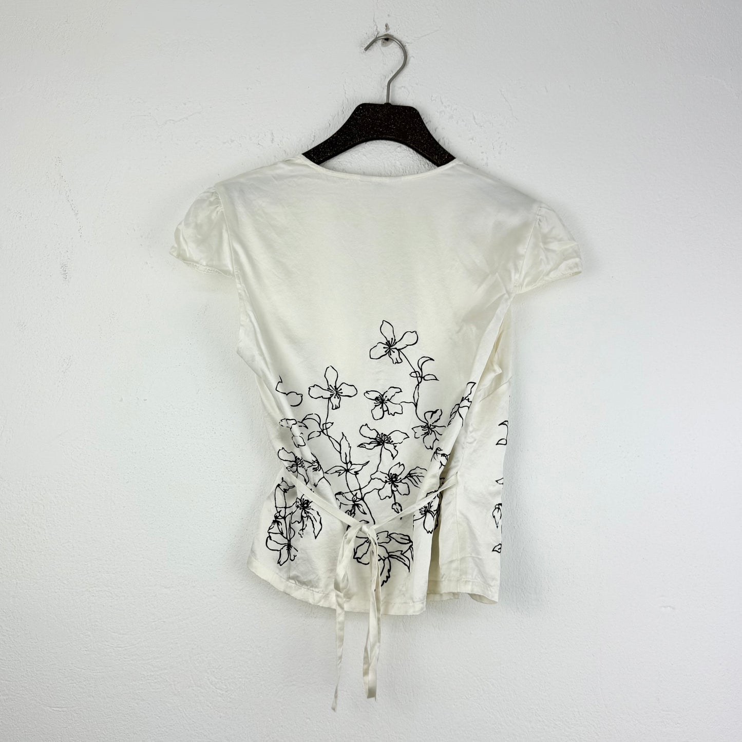 Kuratierter Vintage Onlineshop nachhaltige Secondhand Kleidung online kaufen, Online Shop Vintage, Vintage Online Shop, Second Hand Online Shop, gebraucht, zweite Hand, reused, preloved, Y2K, thriftshop, thriftstore, thrifting, thrift shop, thrift store, Flowy, Blumig, Festival
