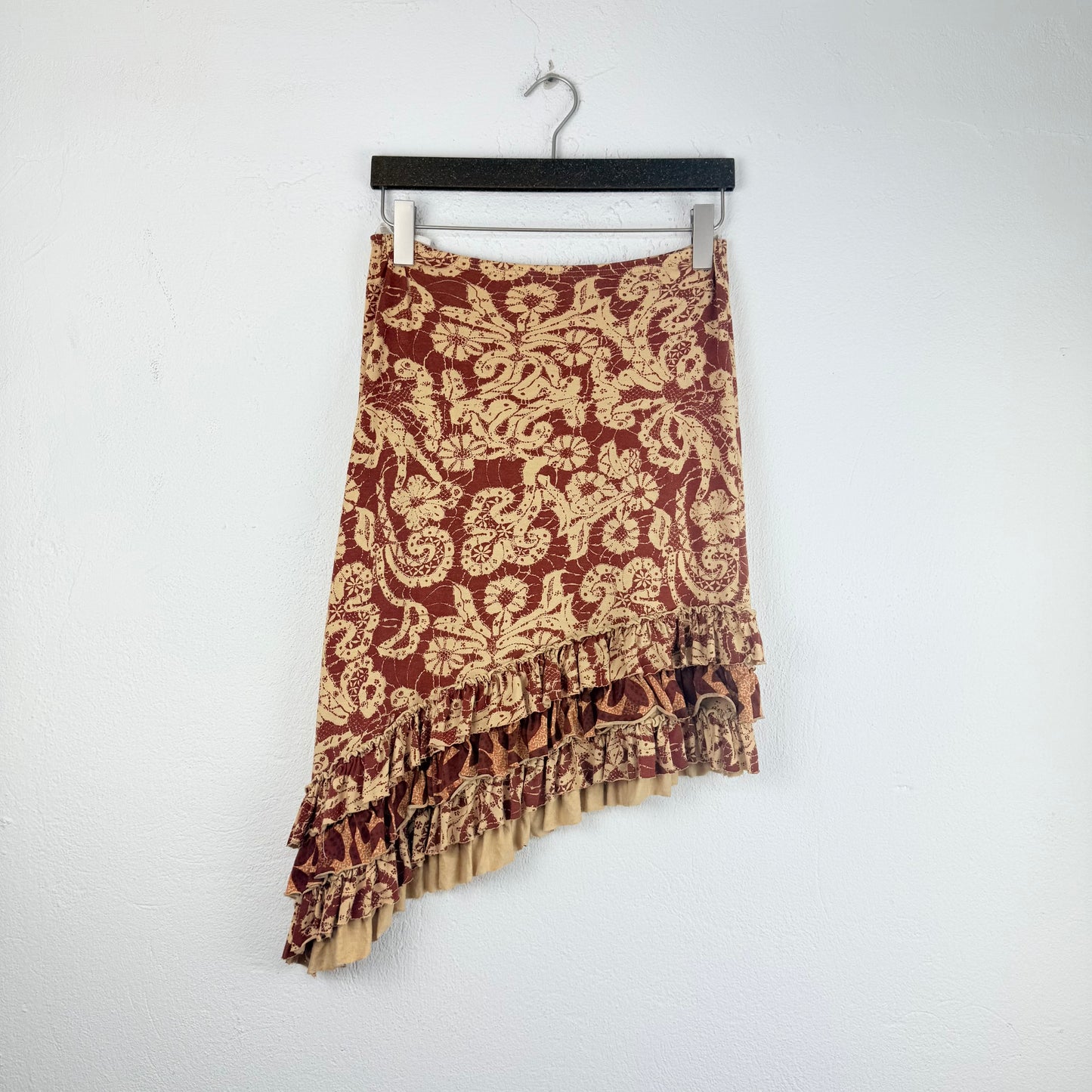 Kuratierter Vintage Onlineshop nachhaltige Secondhand Kleidung online kaufen, Online Shop Vintage, Vintage Online Shop, Second Hand Online Shop, gebraucht, zweite Hand, reused, preloved, Y2K, thriftshop, thriftstore, thrifting, thrift shop, thrift store, Boho, Festival