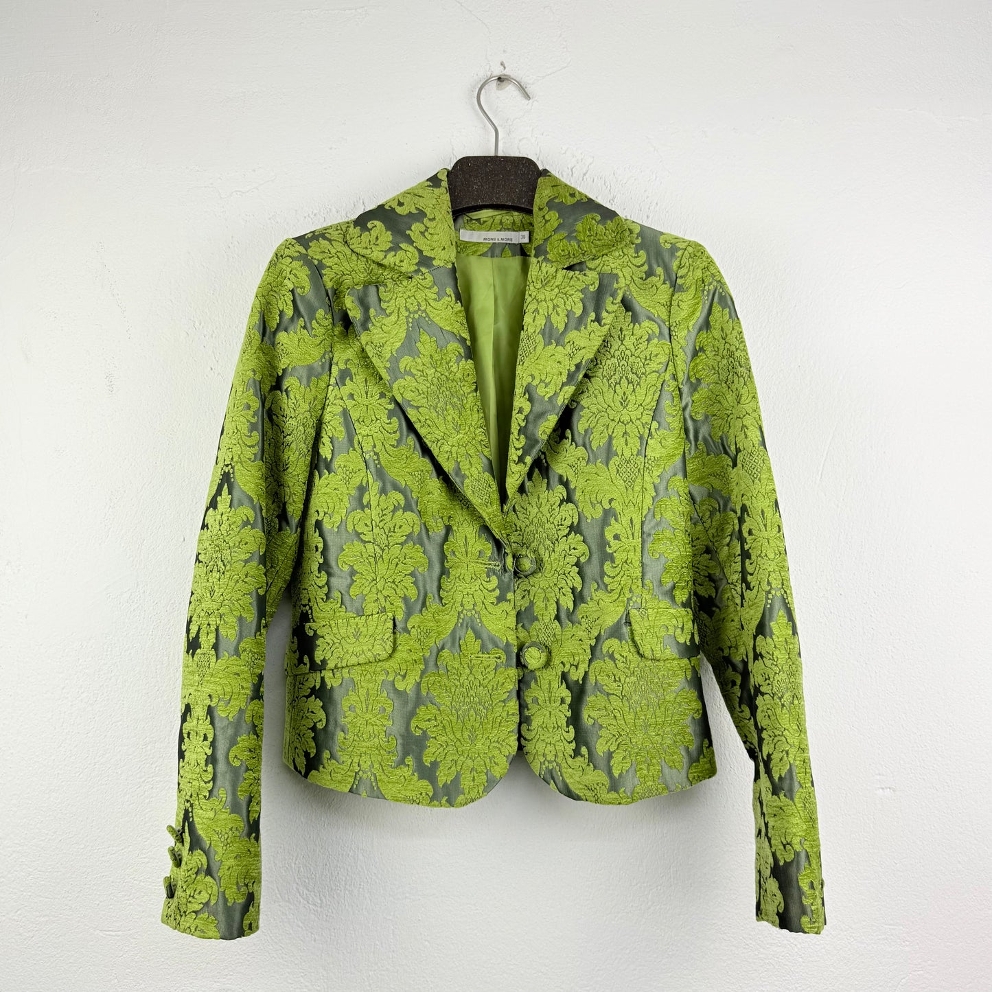 Kuratierter Vintage Onlineshop nachhaltige Secondhand Kleidung online kaufen, Online Shop Vintage, Vintage Online Shop, Second Hand Online Shop, gebraucht, zweite Hand, reused, preloved, Y2K, thriftshop, thriftstore, thrifting, thrift shop, thrift store, Retro, Elegant, Chic