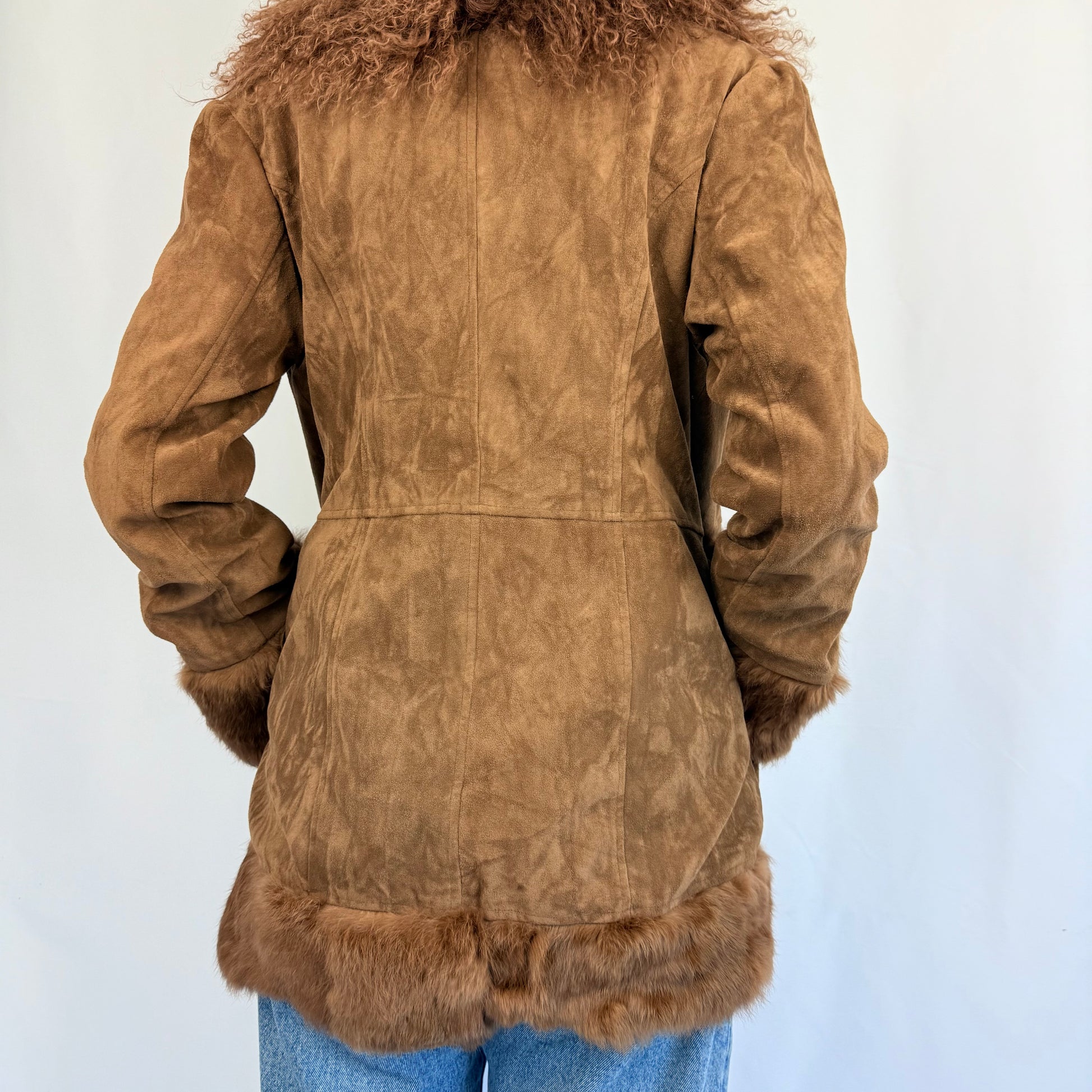 Kuratierter Vintage Onlineshop nachhaltige Secondhand Kleidung online kaufen, Online Shop Vintage, Vintage Online Shop, Second Hand Online Shop, gebraucht, zweite Hand, reused, preloved, Y2K, thriftshop, thriftstore, thrifting, thrift shop, thrift store, Y2K, Cozy, Elegant, Bratz