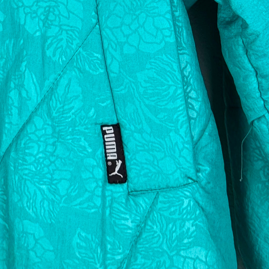Kuratierter Vintage Onlineshop nachhaltige Secondhand Kleidung online kaufen, Online Shop Vintage, Vintage Online Shop, Second Hand Online Shop, gebraucht, zweite Hand, reused, preloved, Y2K, thriftshop, thriftstore, thrifting, thrift shop, thrift store