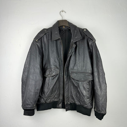 Kuratierter Vintage Onlineshop nachhaltige Secondhand Kleidung online kaufen, Online Shop Vintage, Vintage Online Shop, Second Hand Online Shop, gebraucht, zweite Hand, reused, preloved, Y2K, thriftshop, thriftstore, thrifting, thrift shop, thrift store