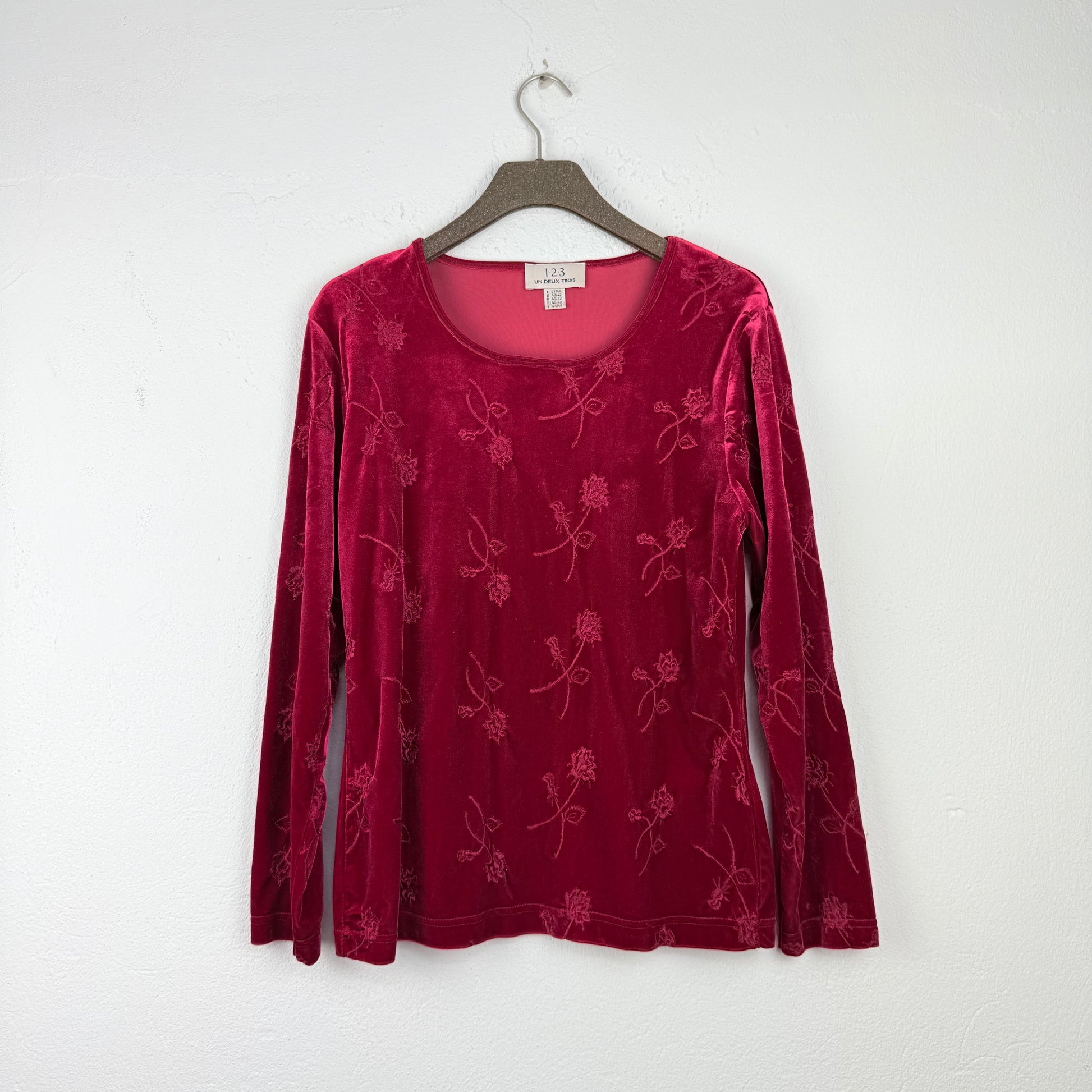 Kuratierter Vintage Onlineshop nachhaltige Secondhand Kleidung online kaufen, Online Shop Vintage, Vintage Online Shop, Second Hand Online Shop, gebraucht, zweite Hand, reused, preloved, Y2K, thriftshop, thriftstore, thrifting, thrift shop, thrift store
