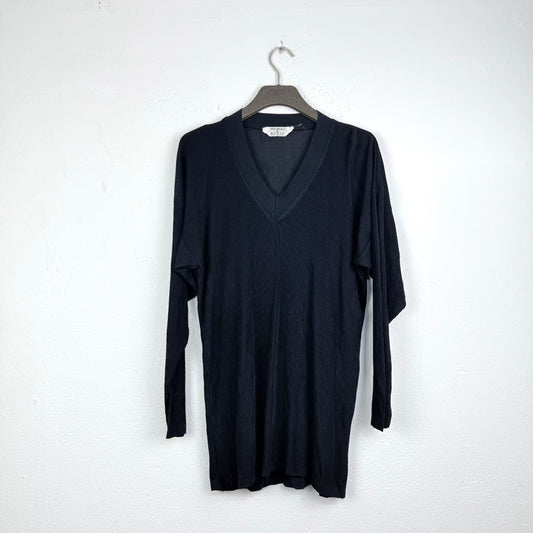 Kuratierter Vintage Onlineshop nachhaltige Secondhand Kleidung online kaufen, Online Shop Vintage, Vintage Online Shop, Second Hand Online Shop, gebraucht, zweite Hand, reused, preloved, Y2K, thriftshop, thriftstore, thrifting, thrift shop, thrift store