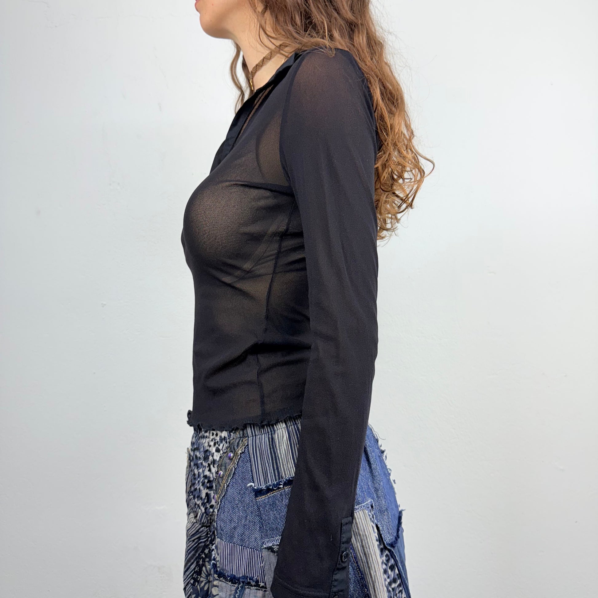 Kuratierter Vintage Onlineshop nachhaltige Secondhand Kleidung online kaufen, Online Shop Vintage, Vintage Online Shop, Second Hand Online Shop, gebraucht, zweite Hand, reused, preloved, Y2K, thriftshop, thriftstore, thrifting, thrift shop, thrift store, Sheer, Grunge