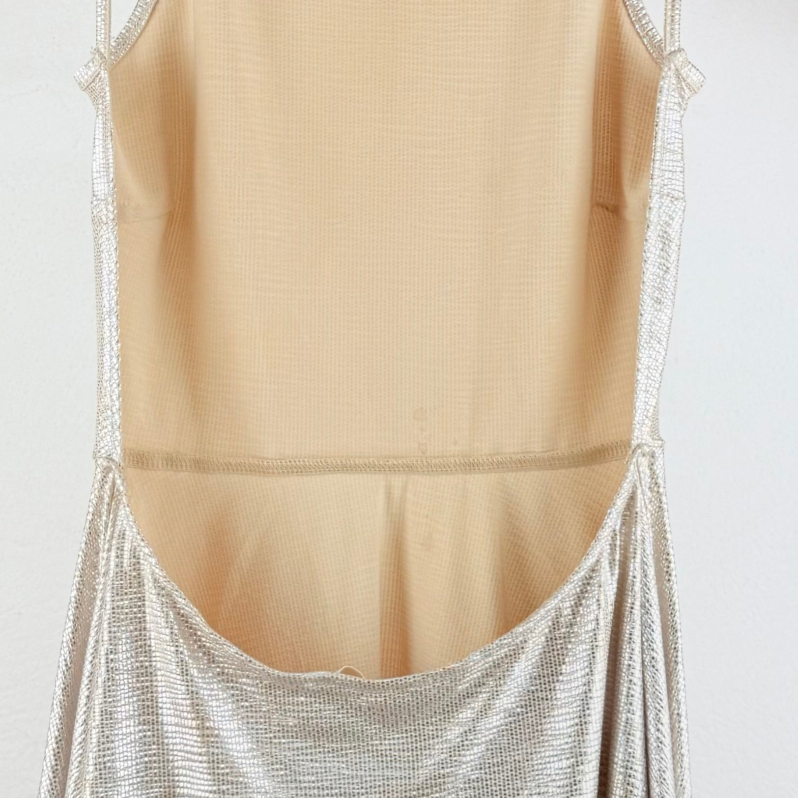 Kuratierter Vintage Onlineshop nachhaltige Secondhand Kleidung online kaufen, Online Shop Vintage, Vintage Online Shop, Second Hand Online Shop, gebraucht, zweite Hand, reused, preloved, Y2K, thriftshop, thriftstore, thrifting, thrift shop, thrift store, Party, Shimmer, Metallic