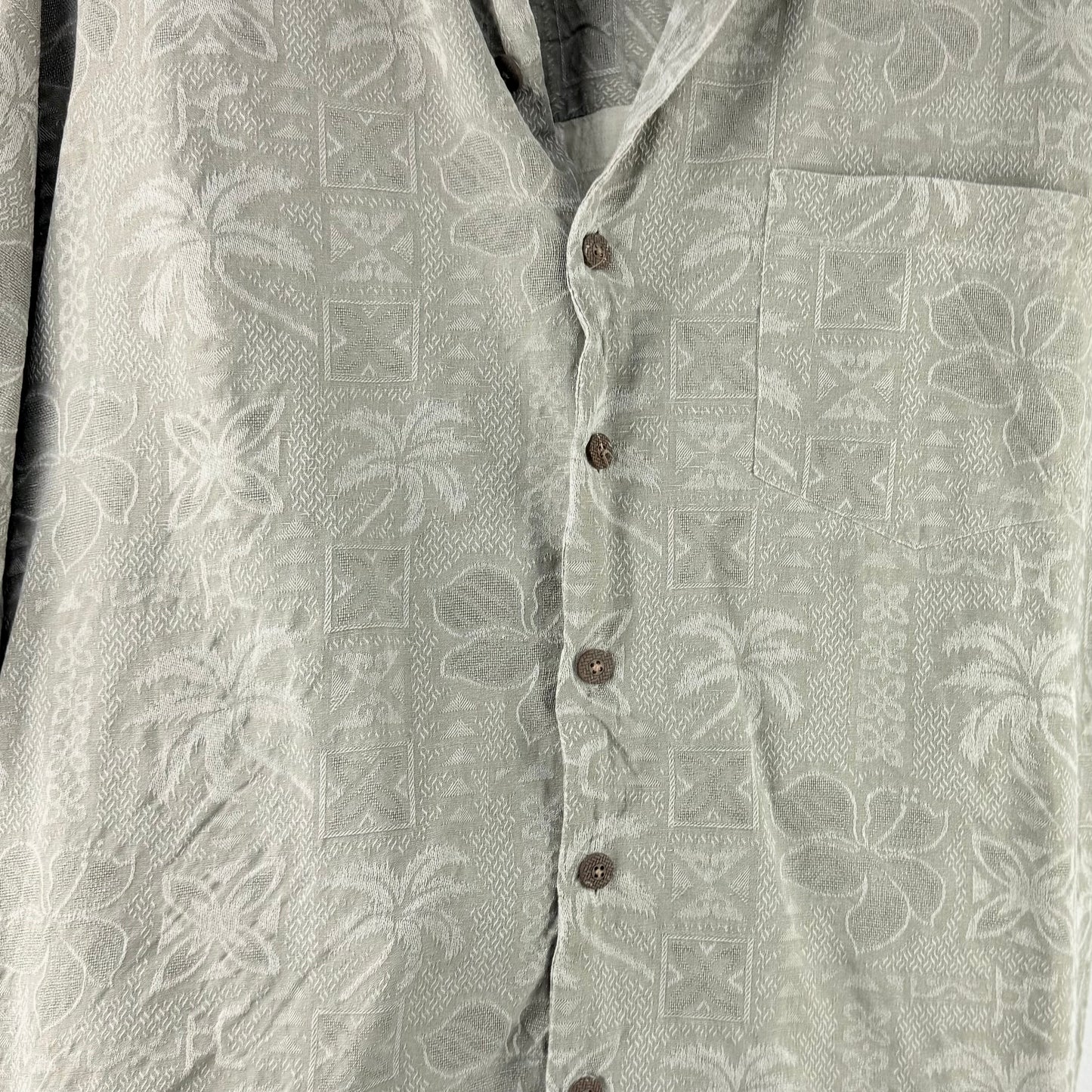 Kuratierter Vintage Onlineshop nachhaltige Secondhand Kleidung online kaufen, Online Shop Vintage, Vintage Online Shop, Second Hand Online Shop, gebraucht, zweite Hand, reused, preloved, Y2K, thriftshop, thriftstore, thrifting, thrift shop, thrift store