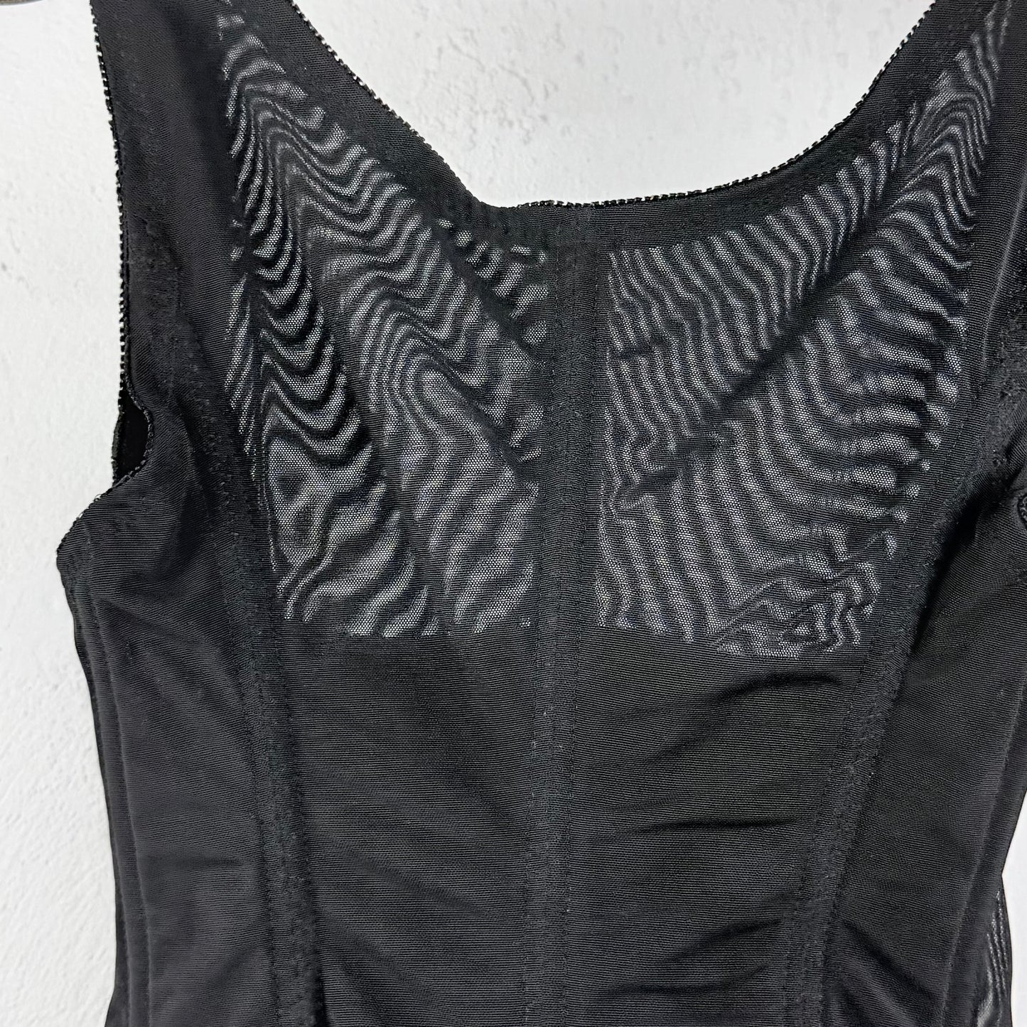 Kuratierter Vintage Onlineshop nachhaltige Secondhand Kleidung online kaufen, Online Shop Vintage, Vintage Online Shop, Second Hand Online Shop, gebraucht, zweite Hand, reused, preloved, Y2K, thriftshop, thriftstore, thrifting, thrift shop, thrift store, Korsett,Spitze, Snatched