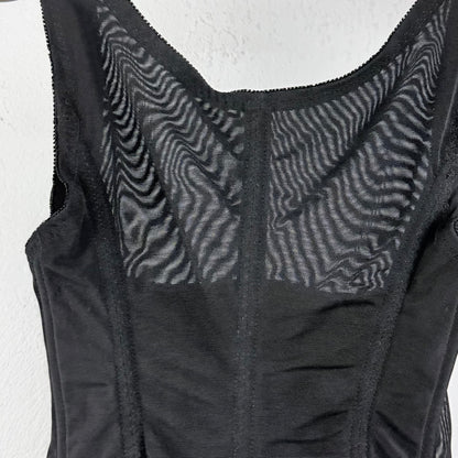 Kuratierter Vintage Onlineshop nachhaltige Secondhand Kleidung online kaufen, Online Shop Vintage, Vintage Online Shop, Second Hand Online Shop, gebraucht, zweite Hand, reused, preloved, Y2K, thriftshop, thriftstore, thrifting, thrift shop, thrift store, Korsett,Spitze, Snatched
