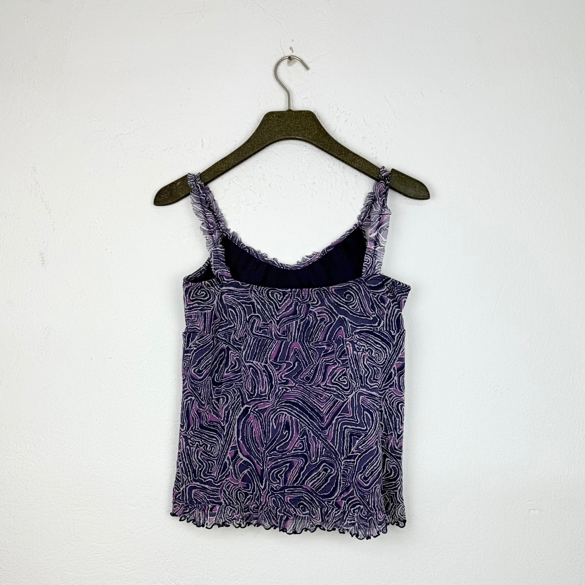 Kuratierter Vintage Onlineshop nachhaltige Secondhand Kleidung online kaufen, Online Shop Vintage, Vintage Online Shop, Second Hand Online Shop, gebraucht, zweite Hand, reused, preloved, Y2K, thriftshop, thriftstore, thrifting, thrift shop, thrift store