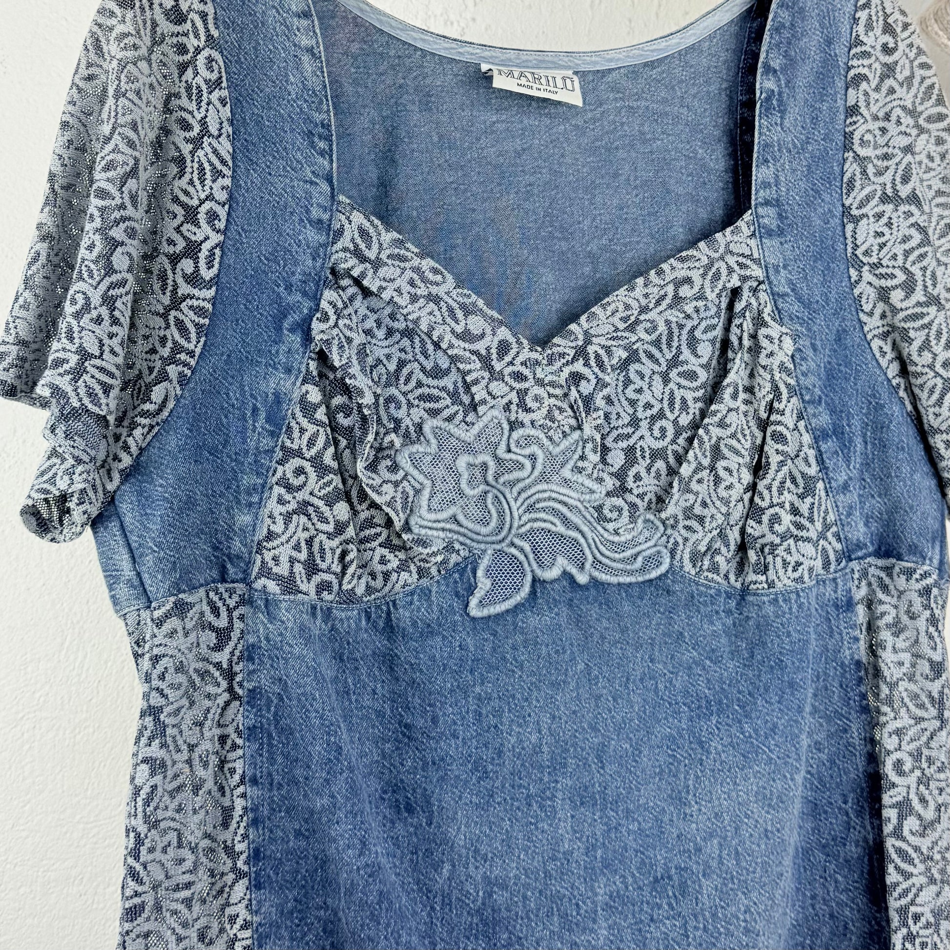 Kuratierter Vintage Onlineshop nachhaltige Secondhand Kleidung online kaufen, Online Shop Vintage, Vintage Online Shop, Second Hand Online Shop, gebraucht, zweite Hand, reused, preloved, Y2K, thriftshop, thriftstore, thrifting, thrift shop, thrift store