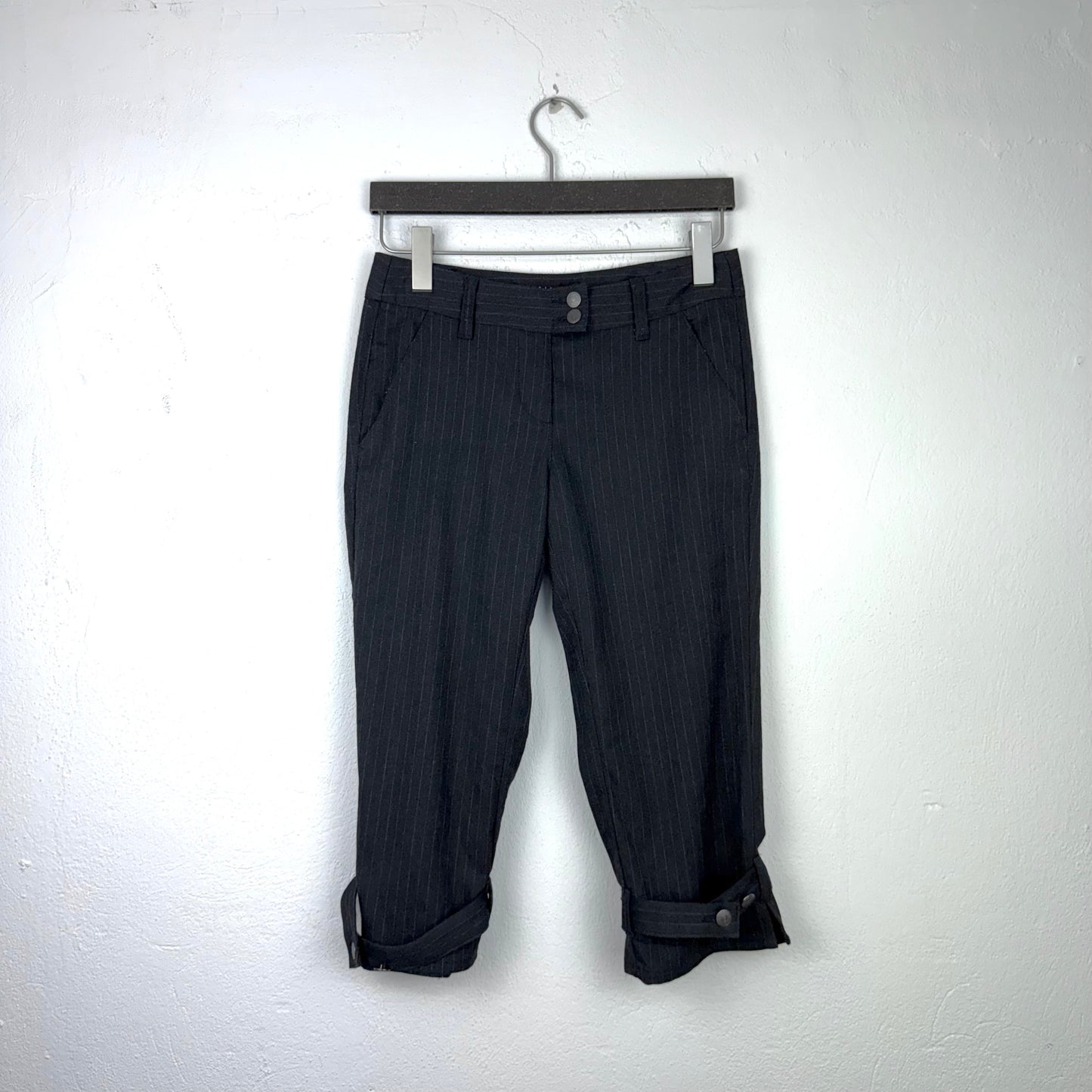 Kuratierter Vintage Onlineshop nachhaltige Secondhand Kleidung online kaufen, Online Shop Vintage, Vintage Online Shop, Second Hand Online Shop, gebraucht, zweite Hand, reused, preloved, Y2K, thriftshop, thriftstore, thrifting, thrift shop, thrift store