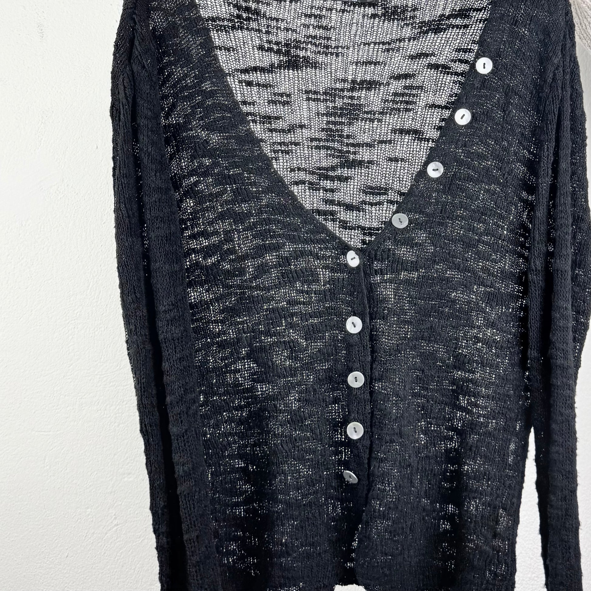 Kuratierter Vintage Onlineshop nachhaltige Secondhand Kleidung online kaufen, Online Shop Vintage, Vintage Online Shop, Second Hand Online Shop, gebraucht, zweite Hand, reused, preloved, Y2K, thriftshop, thriftstore, thrifting, thrift shop, thrift store