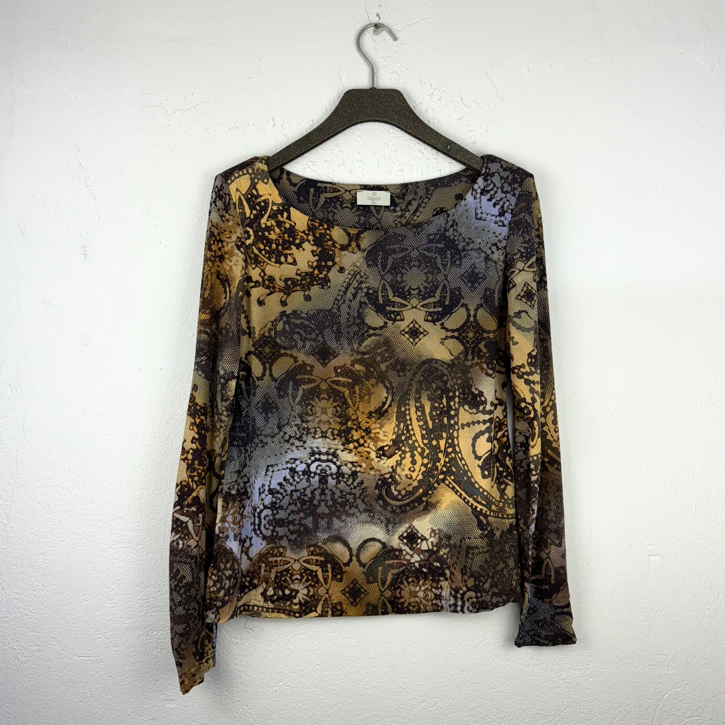 Kuratierter Vintage Onlineshop nachhaltige Secondhand Kleidung online kaufen, Online Shop Vintage, Vintage Online Shop, Second Hand Online Shop, gebraucht, zweite Hand, reused, preloved, Y2K, thriftshop, thriftstore, thrifting, thrift shop, thrift store