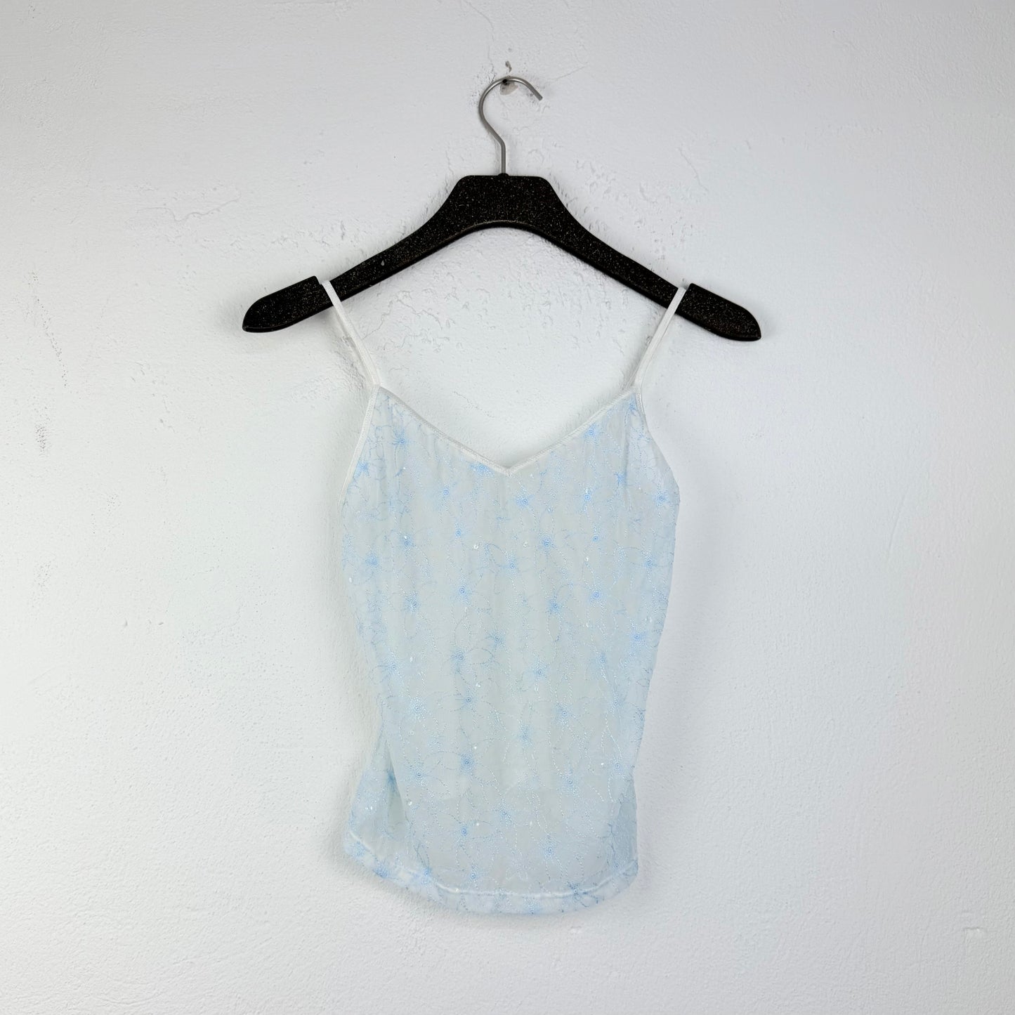 Kuratierter Vintage Onlineshop nachhaltige Secondhand Kleidung online kaufen, Online Shop Vintage, Vintage Online Shop, Second Hand Online Shop, gebraucht, zweite Hand, reused, preloved, Y2K, thriftshop, thriftstore, thrifting, thrift shop, thrift store, Sheer, Flowers, Blumen,Elegant