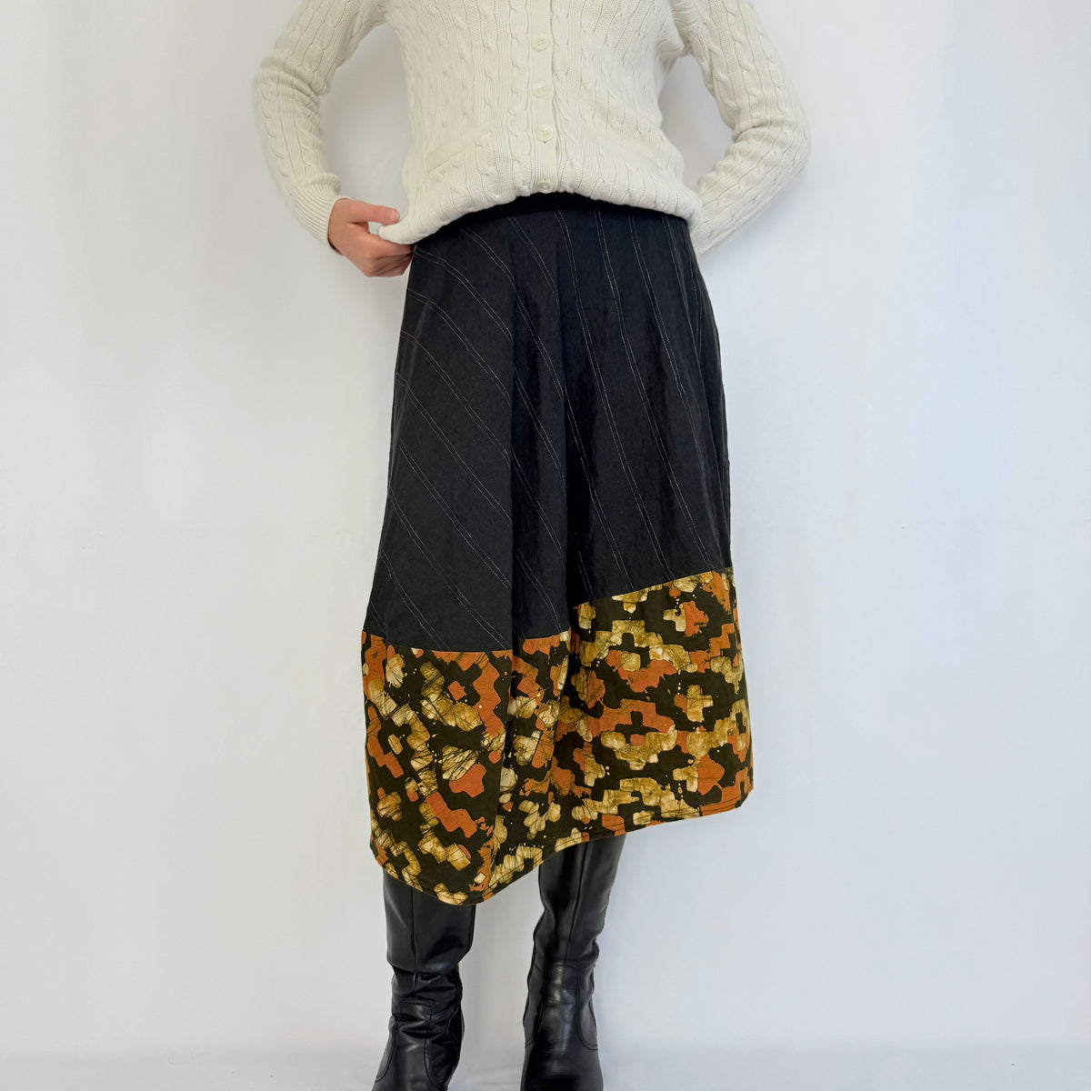 Kuratierter Vintage Onlineshop nachhaltige Secondhand Kleidung online kaufen, Online Shop Vintage, Vintage Online Shop, Second Hand Online Shop, gebraucht, zweite Hand, reused, preloved, Y2K, thriftshop, thriftstore, thrifting, thrift shop, thrift store, Retro,Alternative, Grunge