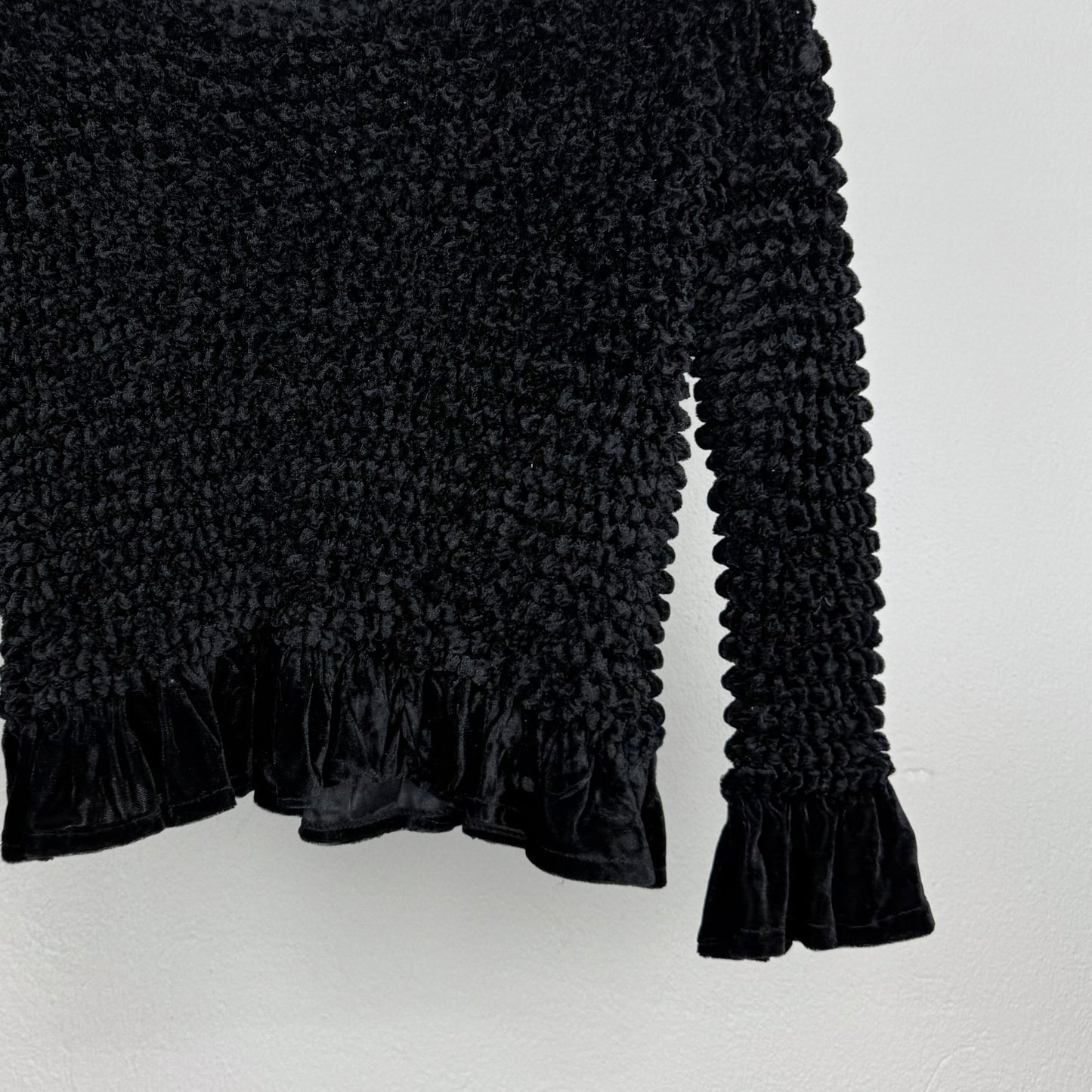 Kuratierter Vintage Onlineshop nachhaltige Secondhand Kleidung online kaufen, Online Shop Vintage, Vintage Online Shop, Second Hand Online Shop, gebraucht, zweite Hand, reused, preloved, Y2K, thriftshop, thriftstore, thrifting, thrift shop, thrift store