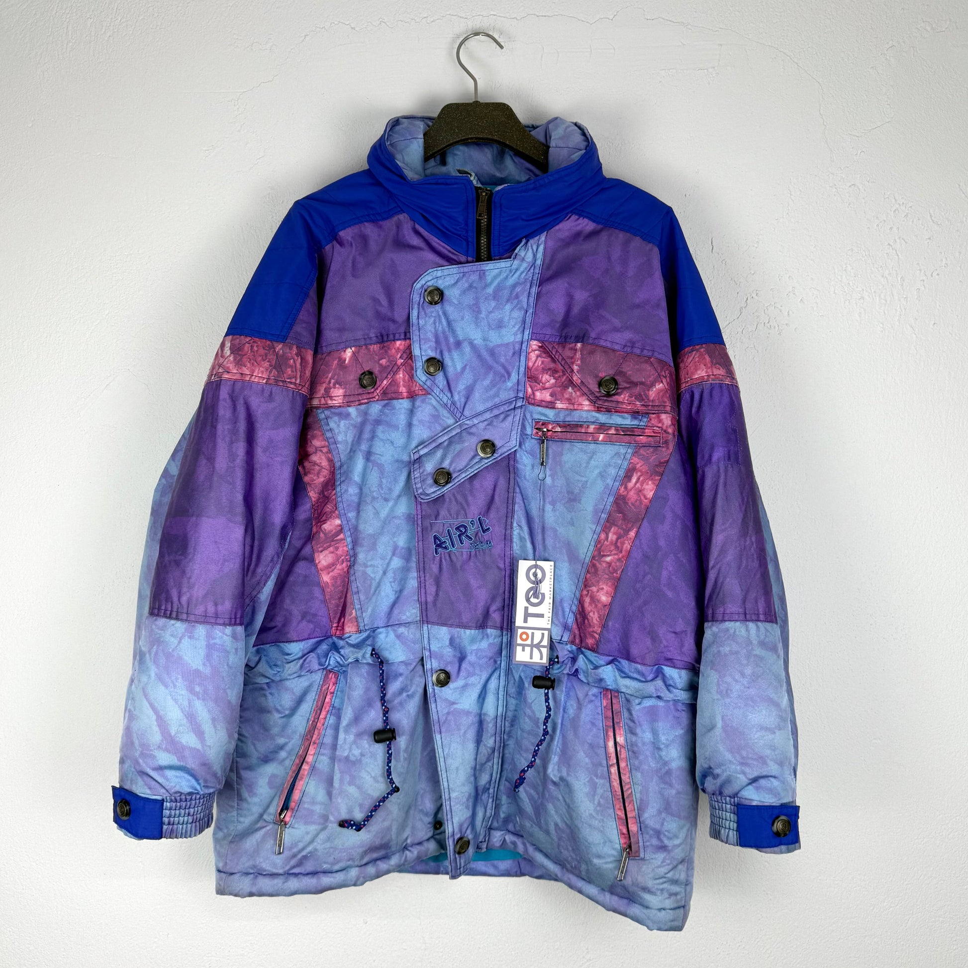 Kuratierter Vintage Onlineshop nachhaltige Secondhand Kleidung online kaufen, Online Shop Vintage, Vintage Online Shop, Second Hand Online Shop, gebraucht, zweite Hand, reused, preloved, Y2K, thriftshop, thriftstore, thrifting, thrift shop, thrift store