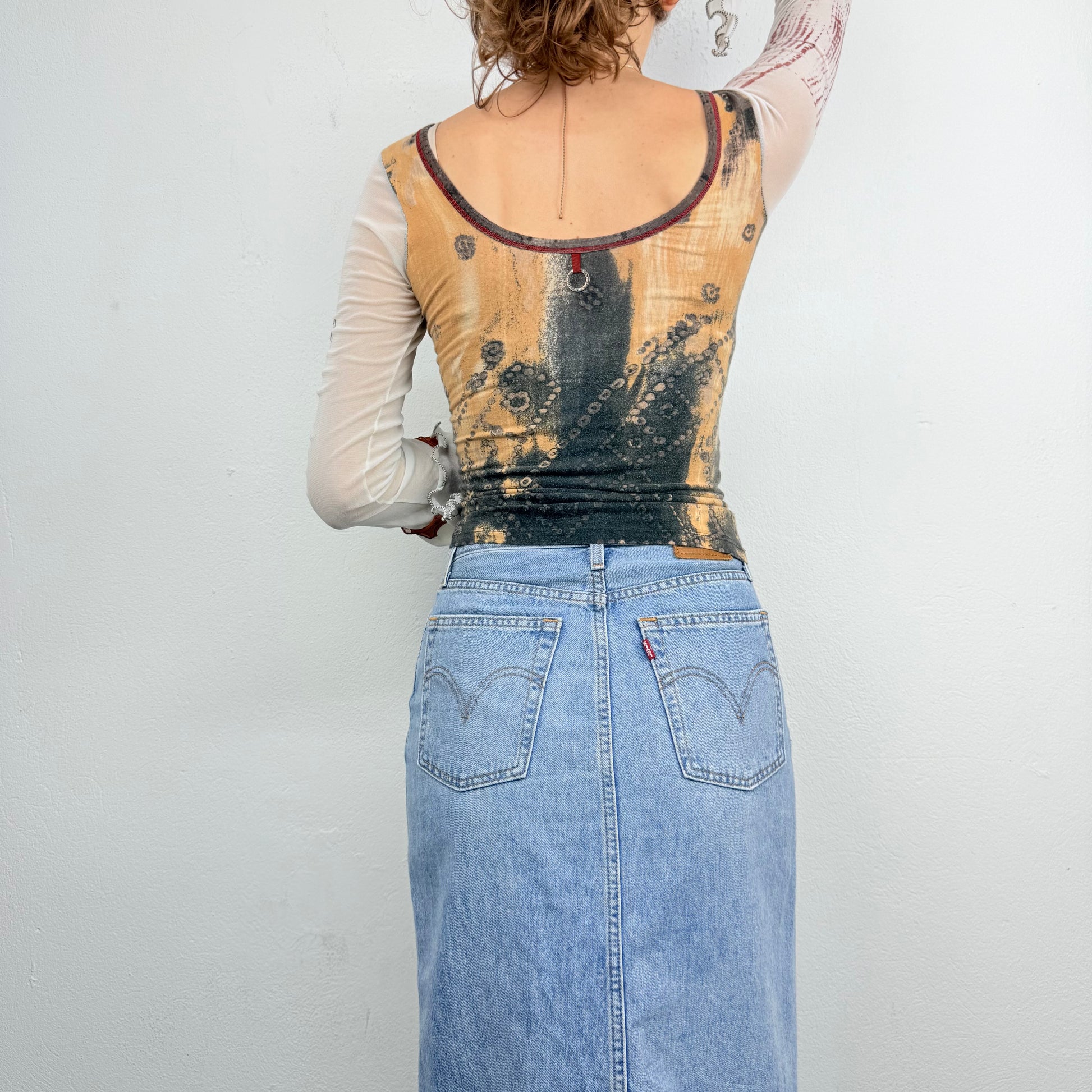 Kuratierter Vintage Onlineshop nachhaltige Secondhand Kleidung online kaufen, Online Shop Vintage, Vintage Online Shop, Second Hand Online Shop, gebraucht, zweite Hand, reused, preloved, Y2K, thriftshop, thriftstore, thrifting, thrift shop, thrift store, Retro, Boho, Alternative, Whimsy