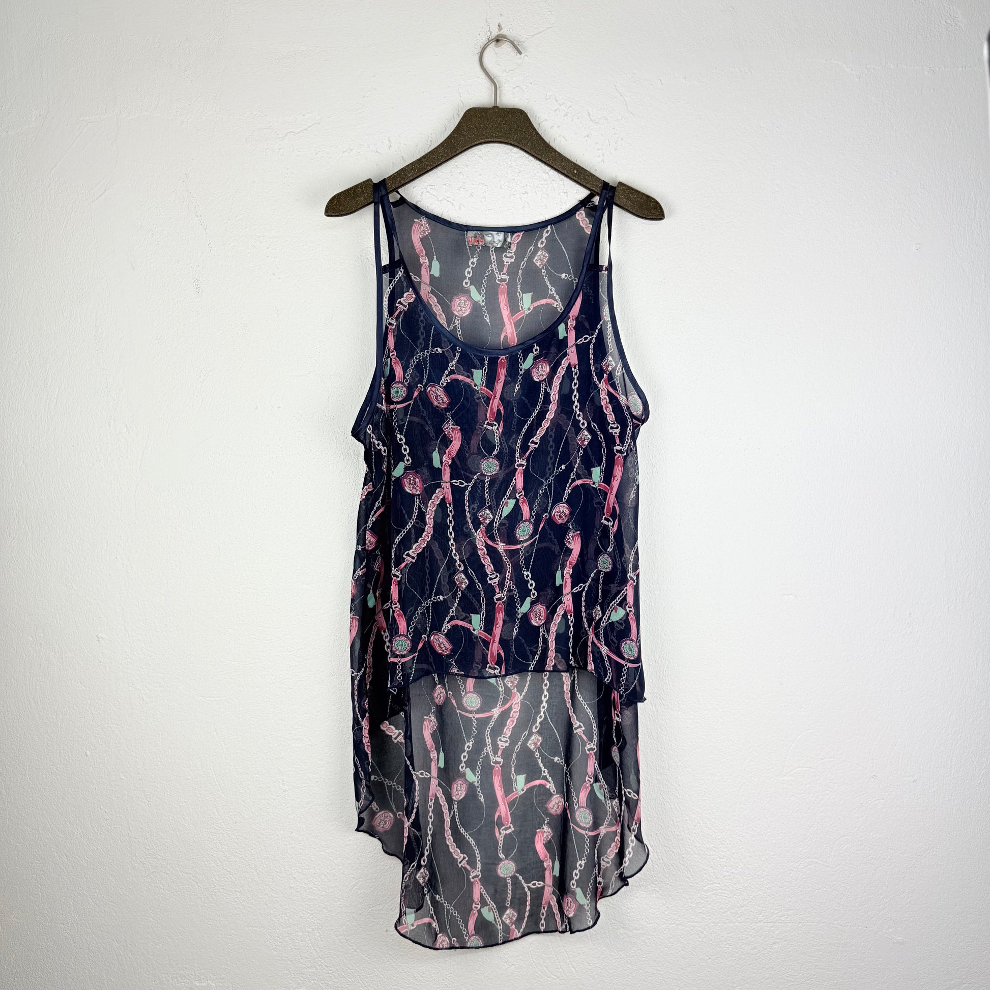 Kuratierter Vintage Onlineshop nachhaltige Secondhand Kleidung online kaufen, Online Shop Vintage, Vintage Online Shop, Second Hand Online Shop, gebraucht, zweite Hand, reused, preloved, Y2K, thriftshop, thriftstore, thrifting, thrift shop, thrift store, Festival, Boho, Flowy