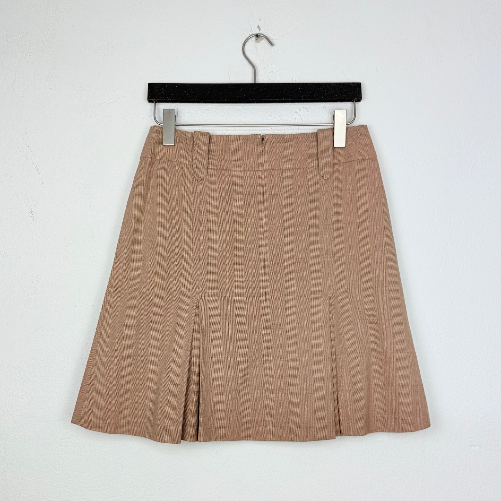 Kuratierter Vintage Onlineshop nachhaltige Secondhand Kleidung online kaufen, Online Shop Vintage, Vintage Online Shop, Second Hand Online Shop, gebraucht, zweite Hand, reused, preloved, Y2K, thriftshop, thriftstore, thrifting, thrift shop, thrift store