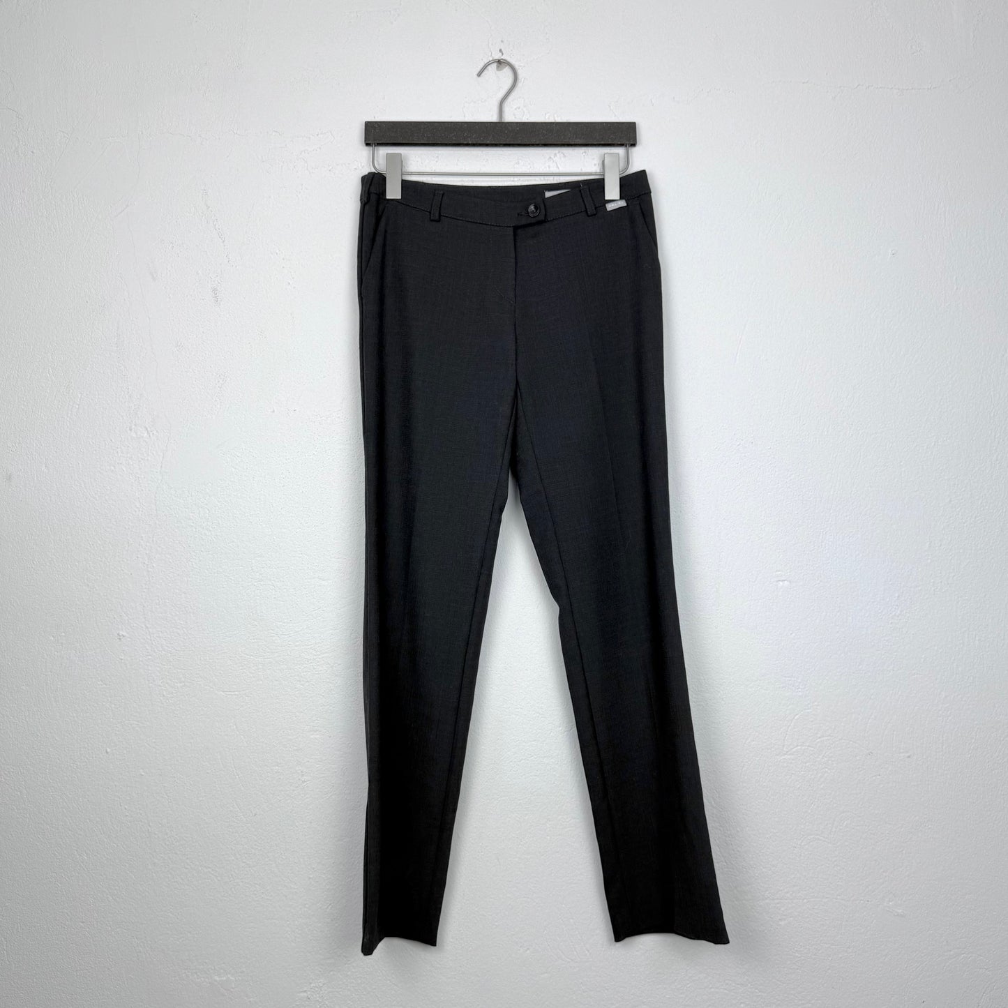 Kuratierter Vintage Onlineshop nachhaltige Secondhand Kleidung online kaufen, Online Shop Vintage, Vintage Online Shop, Second Hand Online Shop, gebraucht, zweite Hand, reused, preloved, Y2K, thriftshop, thriftstore, thrifting, thrift shop, thrift store