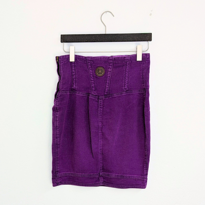 Kuratierter Vintage Onlineshop nachhaltige Secondhand Kleidung online kaufen, Online Shop Vintage, Vintage Online Shop, Second Hand Online Shop, gebraucht, zweite Hand, reused, preloved, Y2K, thriftshop, thriftstore, thrifting, thrift shop, thrift store
