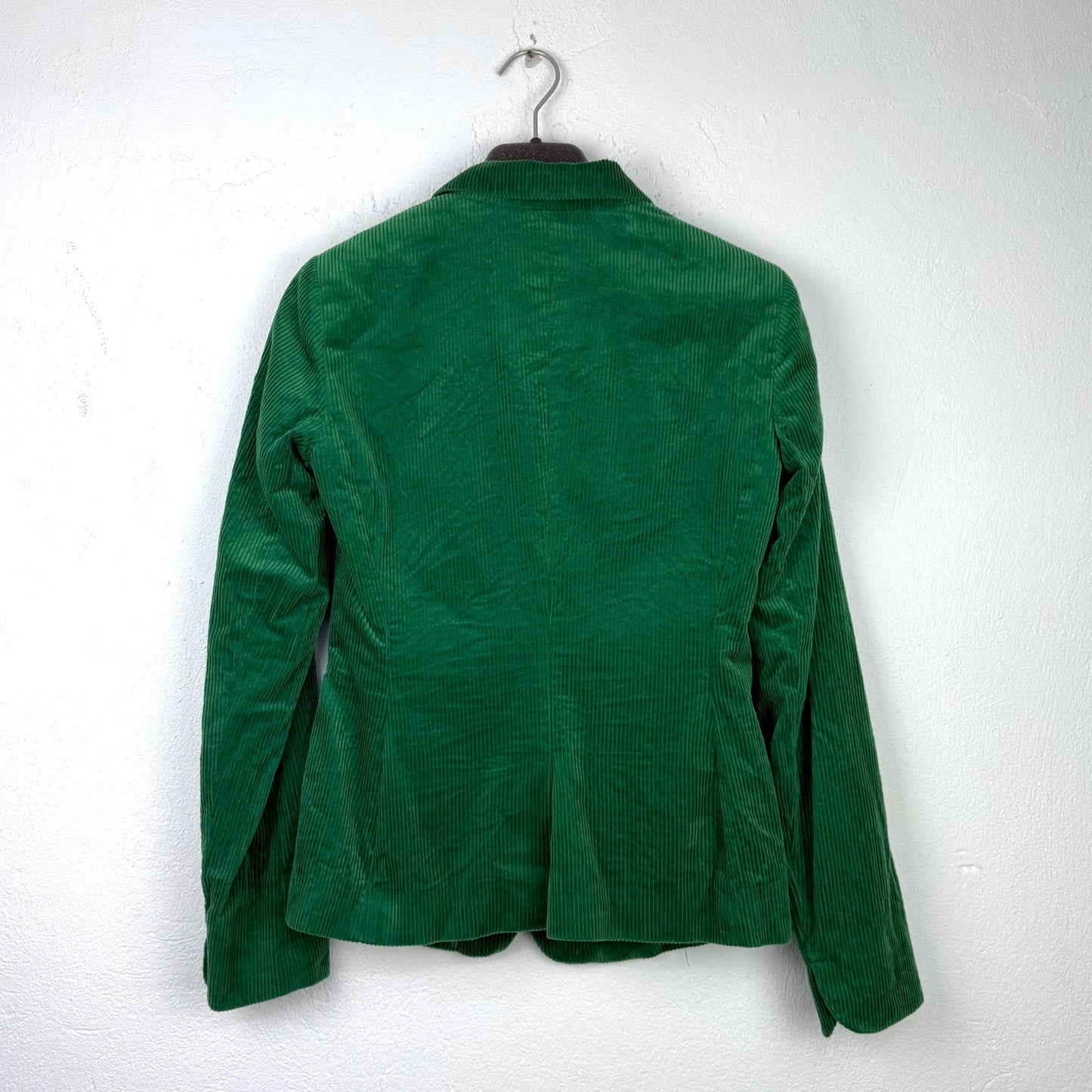 Kuratierter Vintage Onlineshop nachhaltige Secondhand Kleidung online kaufen, Online Shop Vintage, Vintage Online Shop, Second Hand Online Shop, gebraucht, zweite Hand, reused, preloved, Y2K, thriftshop, thriftstore, thrifting, thrift shop, thrift store