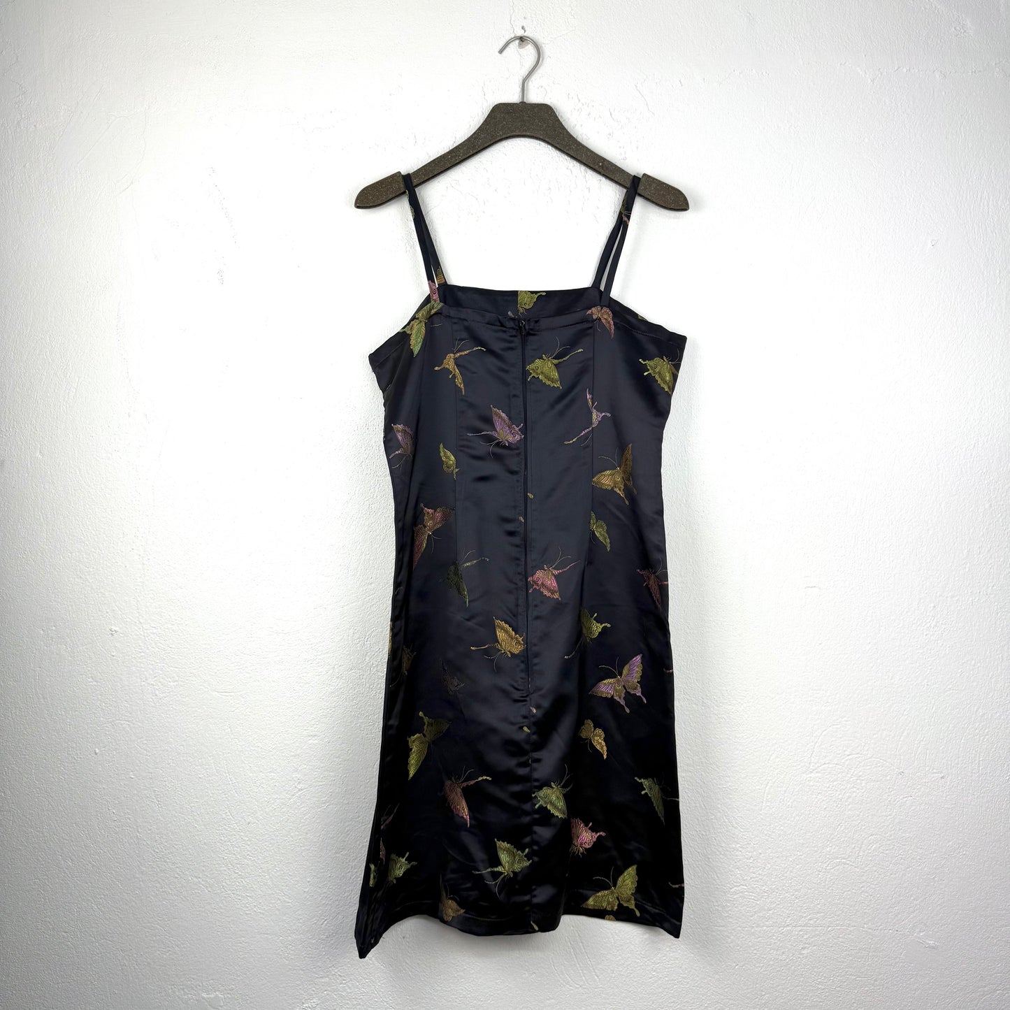 Kuratierter Vintage Onlineshop nachhaltige Secondhand Kleidung online kaufen, Online Shop Vintage, Vintage Online Shop, Second Hand Online Shop, gebraucht, zweite Hand, reused, preloved, Y2K, thriftshop, thriftstore, thrifting, thrift shop, thrift store
