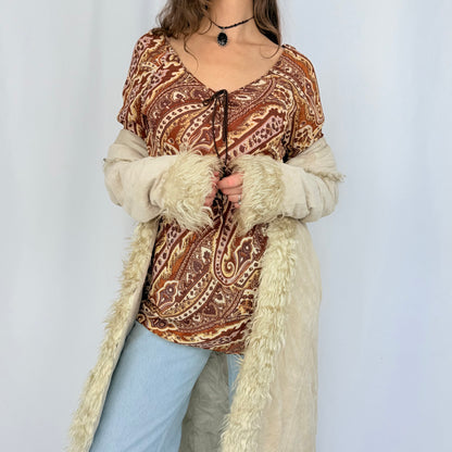 Kuratierter Vintage Onlineshop nachhaltige Secondhand Kleidung online kaufen, Online Shop Vintage, Vintage Online Shop, Second Hand Online Shop, gebraucht, zweite Hand, reused, preloved, Y2K, thriftshop, thriftstore, thrifting, thrift shop, thrift store, Second Hand, retro, Boho, Festival