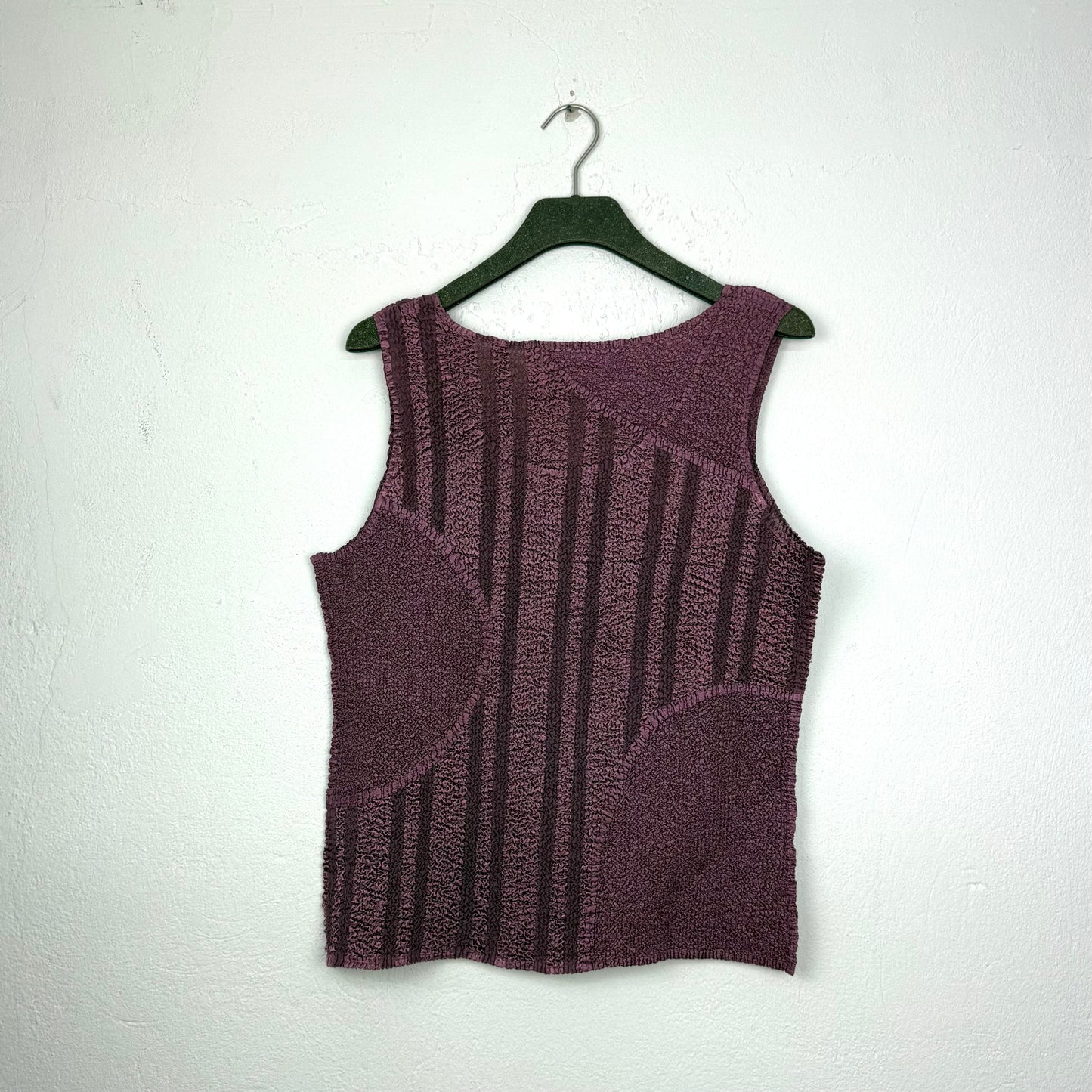 Kuratierter Vintage Onlineshop nachhaltige Secondhand Kleidung online kaufen, Online Shop Vintage, Vintage Online Shop, Second Hand Online Shop, gebraucht, zweite Hand, reused, preloved, Y2K, thriftshop, thriftstore, thrifting, thrift shop, thrift store