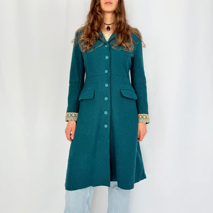 Kuratierter Vintage Onlineshop nachhaltige Secondhand Kleidung online kaufen, Online Shop Vintage, Vintage Online Shop, Second Hand Online Shop, gebraucht, zweite Hand, reused, preloved, Y2K, thriftshop, thriftstore, thrifting, thrift shop, thrift store, Classic, Cozy, Warm, Elegant
