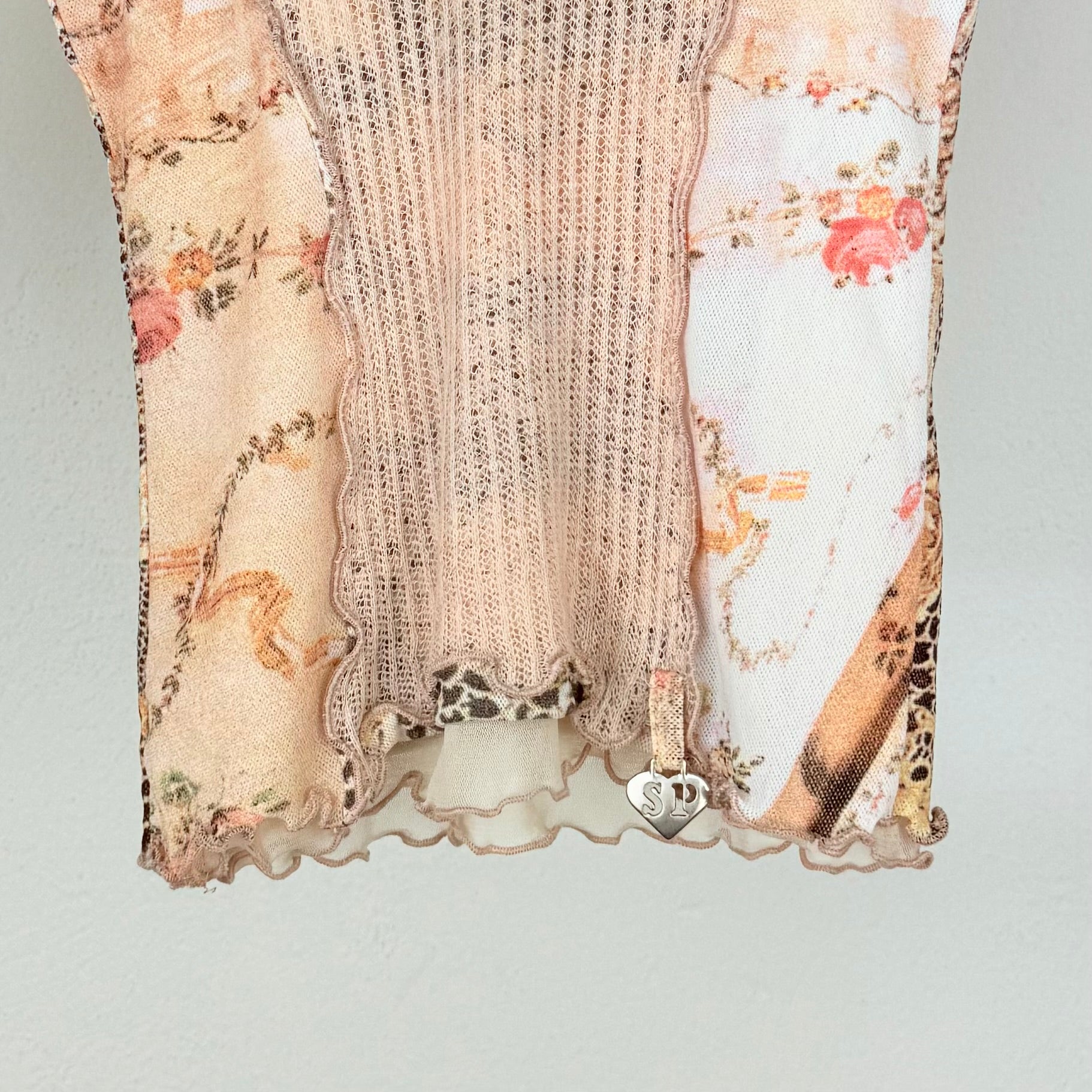 Kuratierter Vintage-Onlineshop– nachhaltige Second-Hand-Kleidung online kaufen