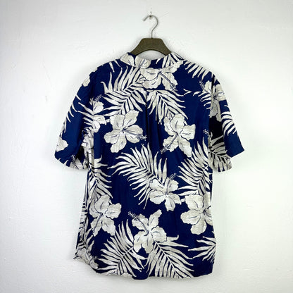 Kuratierter Vintage Onlineshop nachhaltige Secondhand Kleidung online kaufen, Online Shop Vintage, Vintage Online Shop, Second Hand Online Shop, gebraucht, zweite Hand, reused, preloved, Y2K, thriftshop, thriftstore, thrifting, thrift shop, thrift store