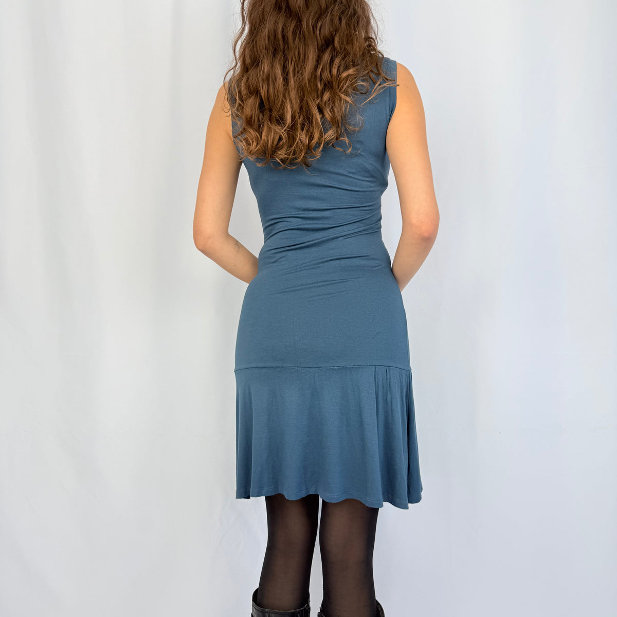 Kuratierter Vintage Onlineshop nachhaltige Secondhand Kleidung online kaufen, Online Shop Vintage, Vintage Online Shop, Second Hand Online Shop, gebraucht, zweite Hand, reused, preloved, Y2K, thriftshop, thriftstore, thrifting, thrift shop, thrift store, Elegant, Soft