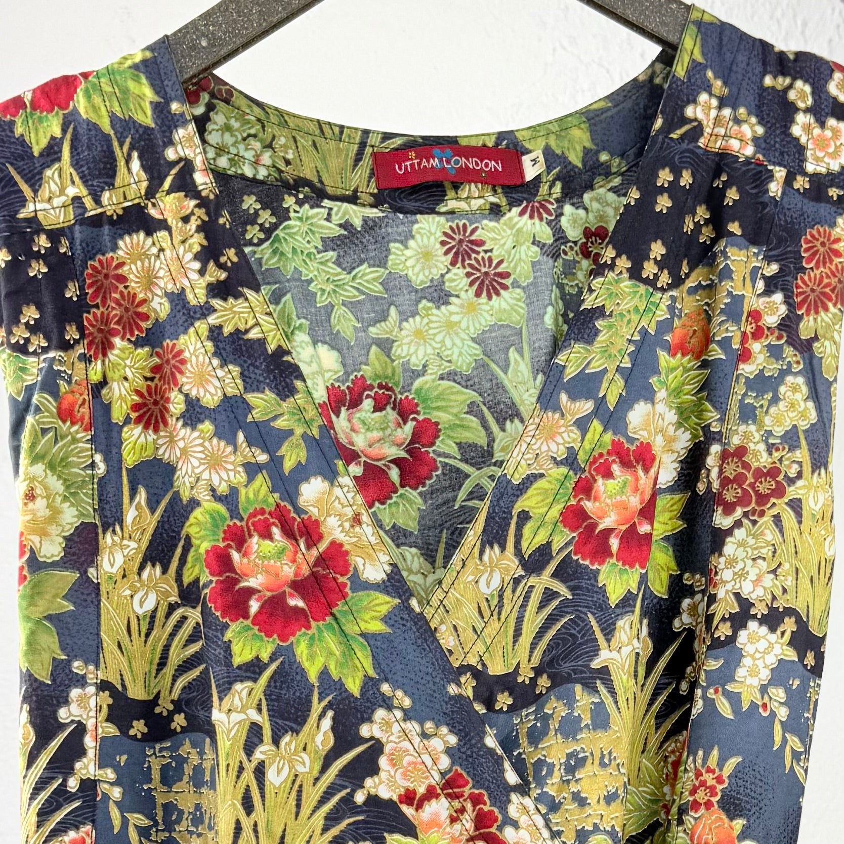 Kuratierter Vintage Onlineshop nachhaltige Secondhand Kleidung online kaufen, Online Shop Vintage, Vintage Online Shop, Second Hand Online Shop, gebraucht, zweite Hand, reused, preloved, Y2K, thriftshop, thriftstore, thrifting, thrift shop, thrift store