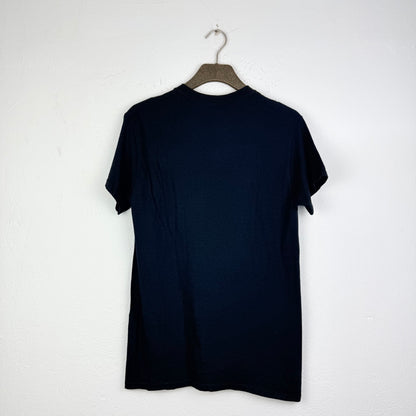 Kuratierter Vintage Onlineshop nachhaltige Secondhand Kleidung online kaufen, Online Shop Vintage, Vintage Online Shop, Second Hand Online Shop, gebraucht, zweite Hand, reused, preloved, Y2K, thriftshop, thriftstore, thrifting, thrift shop, thrift store