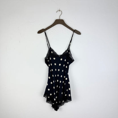 Kuratierter Vintage Onlineshop nachhaltige Secondhand Kleidung online kaufen, Online Shop Vintage, Vintage Online Shop, Second Hand Online Shop, gebraucht, zweite Hand, reused, preloved, Y2K, thriftshop, thriftstore, thrifting, thrift shop, thrift store, Body, Spitze, Polkadot, Cute
