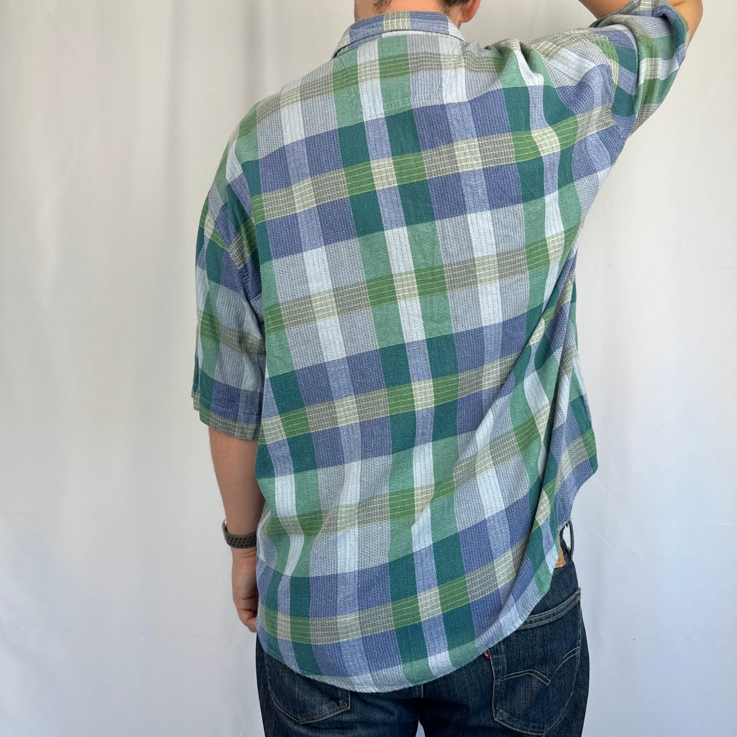 Kuratierter Vintage Onlineshop nachhaltige Secondhand Kleidung online kaufen, Online Shop Vintage, Vintage Online Shop, Second Hand Online Shop, gebraucht, zweite Hand, reused, preloved, Y2K, thriftshop, thriftstore, thrifting, thrift shop, thrift store, Clean, Camel, Outdoorsy
