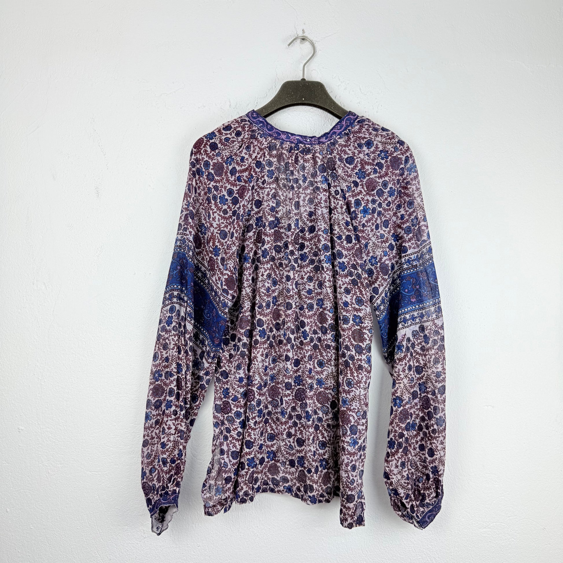 Kuratierter Vintage Onlineshop nachhaltige Secondhand Kleidung online kaufen, Online Shop Vintage, Vintage Online Shop, Second Hand Online Shop, gebraucht, zweite Hand, reused, preloved, Y2K, thriftshop, thriftstore, thrifting, thrift shop, thrift store, Flowy, Boho, Festival