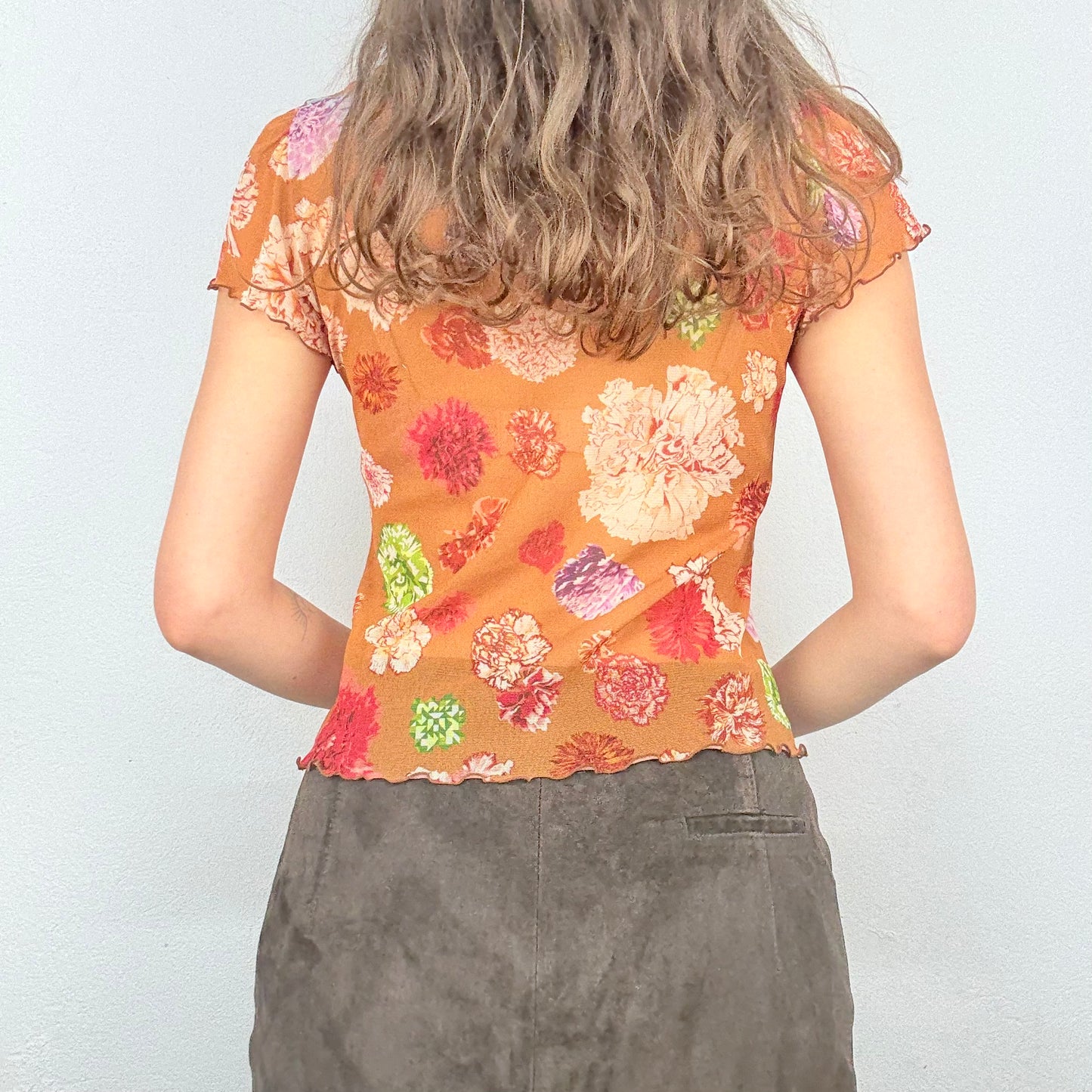 Kuratierter Vintage Onlineshop nachhaltige Secondhand Kleidung online kaufen, Online Shop Vintage, Vintage Online Shop, Second Hand Online Shop, gebraucht, zweite Hand, reused, preloved, Y2K, thriftshop, thriftstore, thrifting, thrift shop, thrift store, Festival, Boho,  Flower, Flowy
