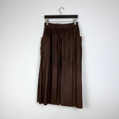 Kuratierter Vintage Onlineshop nachhaltige Secondhand Kleidung online kaufen, Online Shop Vintage, Vintage Online Shop, Second Hand Online Shop, gebraucht, zweite Hand, reused, preloved, Y2K, thriftshop, thriftstore, thrifting, thrift shop, thrift store
