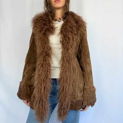 Kuratierter Vintage Onlineshop nachhaltige Secondhand Kleidung online kaufen, Online Shop Vintage, Vintage Online Shop, Second Hand Online Shop, gebraucht, zweite Hand, reused, preloved, Y2K, thriftshop, thriftstore, thrifting, thrift shop, thrift store, Y2K, Cozy, Elegant, Bratz