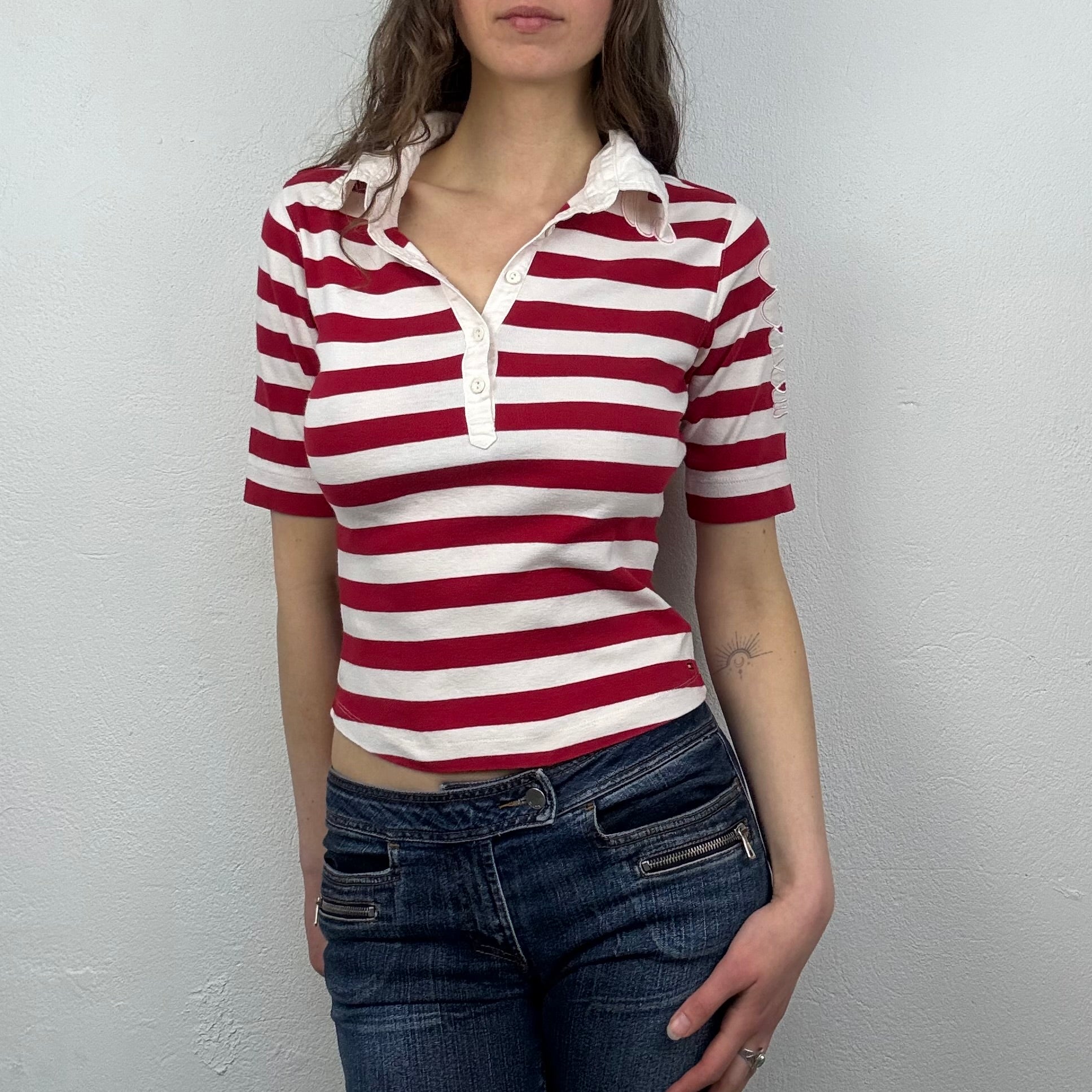 Kuratierter Vintage Onlineshop nachhaltige Secondhand Kleidung online kaufen, Online Shop Vintage, Vintage Online Shop, Second Hand Online Shop, gebraucht, zweite Hand, reused, preloved, Y2K, thriftshop, thriftstore, thrifting, thrift shop, thrift store