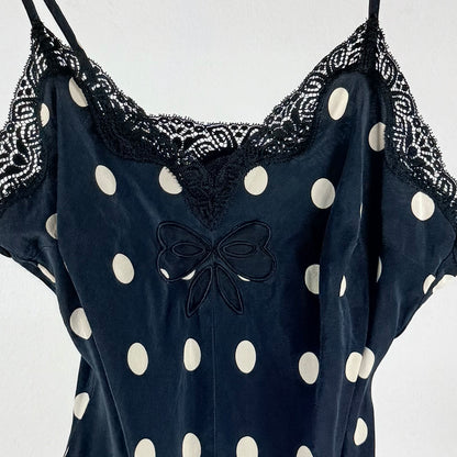 Kuratierter Vintage Onlineshop nachhaltige Secondhand Kleidung online kaufen, Online Shop Vintage, Vintage Online Shop, Second Hand Online Shop, gebraucht, zweite Hand, reused, preloved, Y2K, thriftshop, thriftstore, thrifting, thrift shop, thrift store, Body, Spitze, Polkadot, Cute