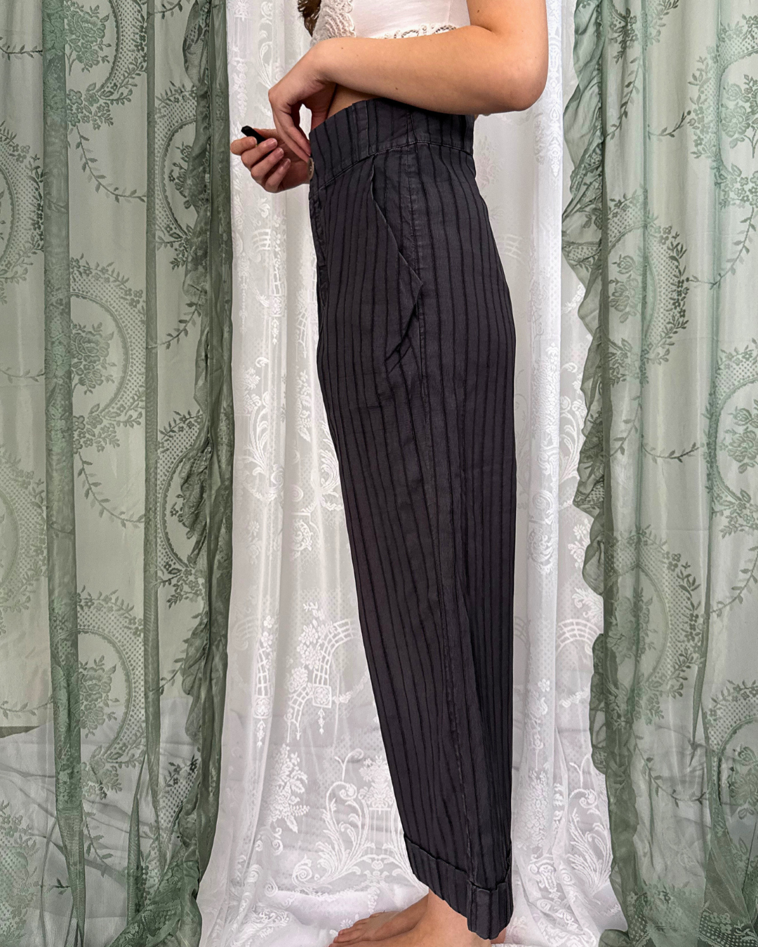 High Waist Hose 90s Style große Taschen gestreift Teos Vintage Online Shop
