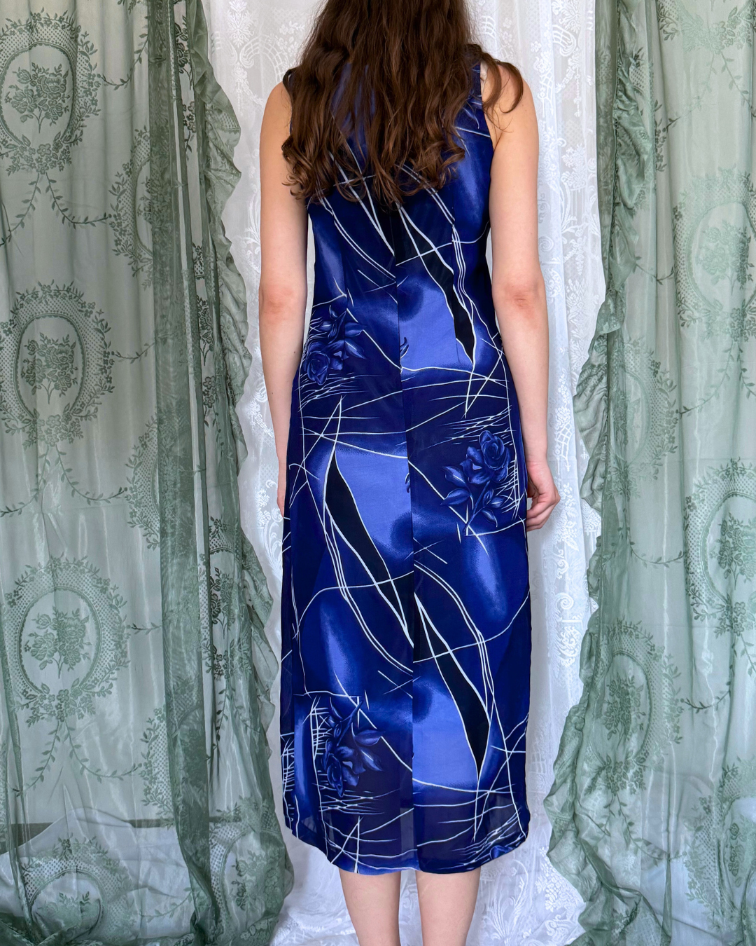 90s Style Maxikleid Blumenmuster schwarz Blau Gr. M Whitchy Whismy Whimsical Teos Vintage Onlineshop