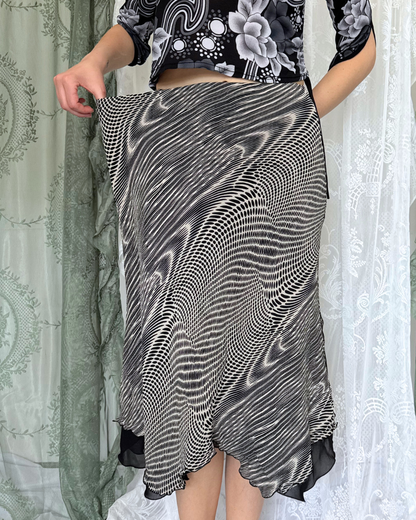 Asymmetrischer Midirock psychedelisches trippy Muster 90s Style whimsical whitchy whimsy Teos Vintage Onlineshop